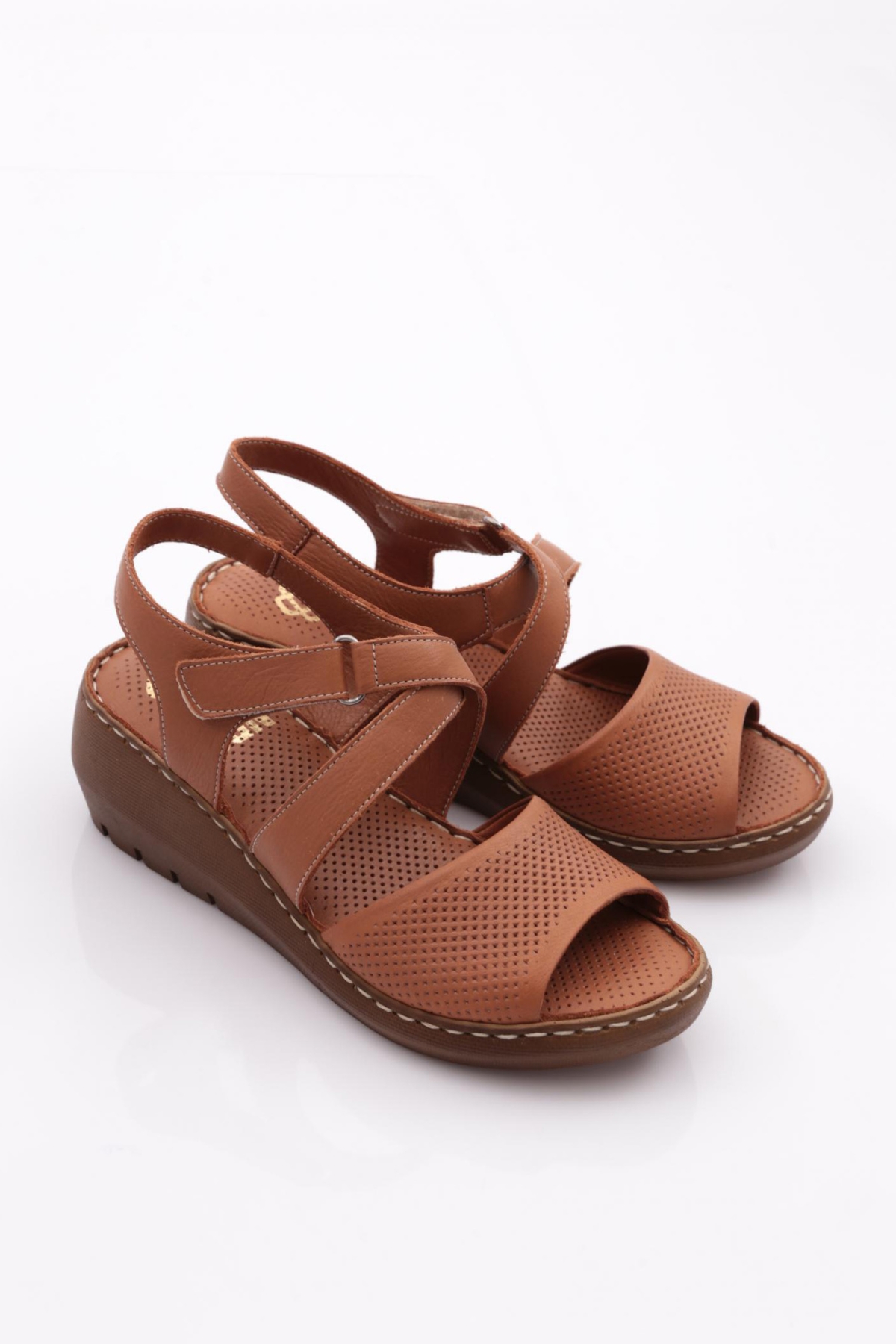 1005 Kadin Kalin Topuk Cirtli Sandalet - Görsel 3