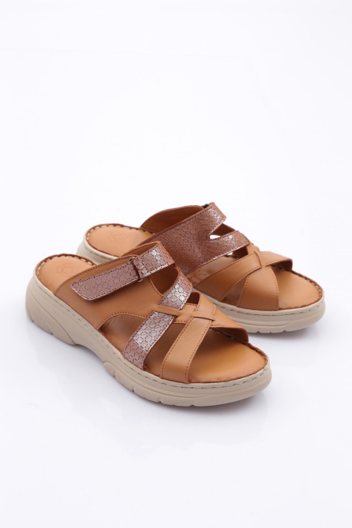 335 Kadin Cirtli Terlik - Görsel 3