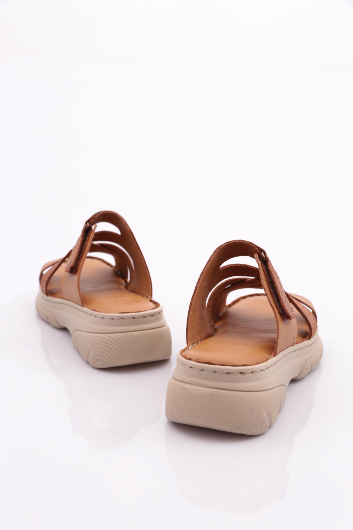 335 Kadin Cirtli Terlik - Görsel 4