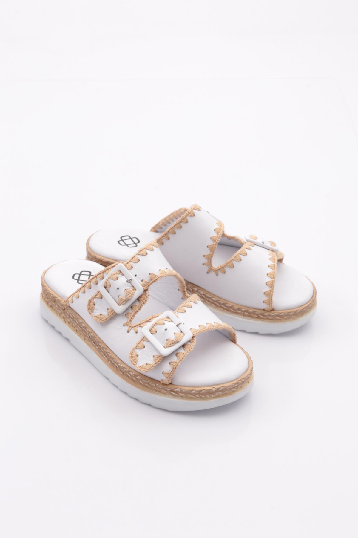 2045 Kadin Terlik - Görsel 3