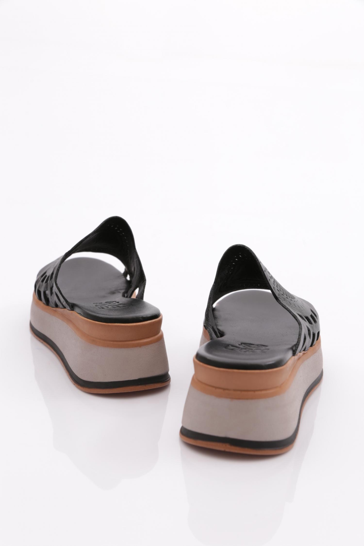 1750 Kadin Terlik - Görsel 4