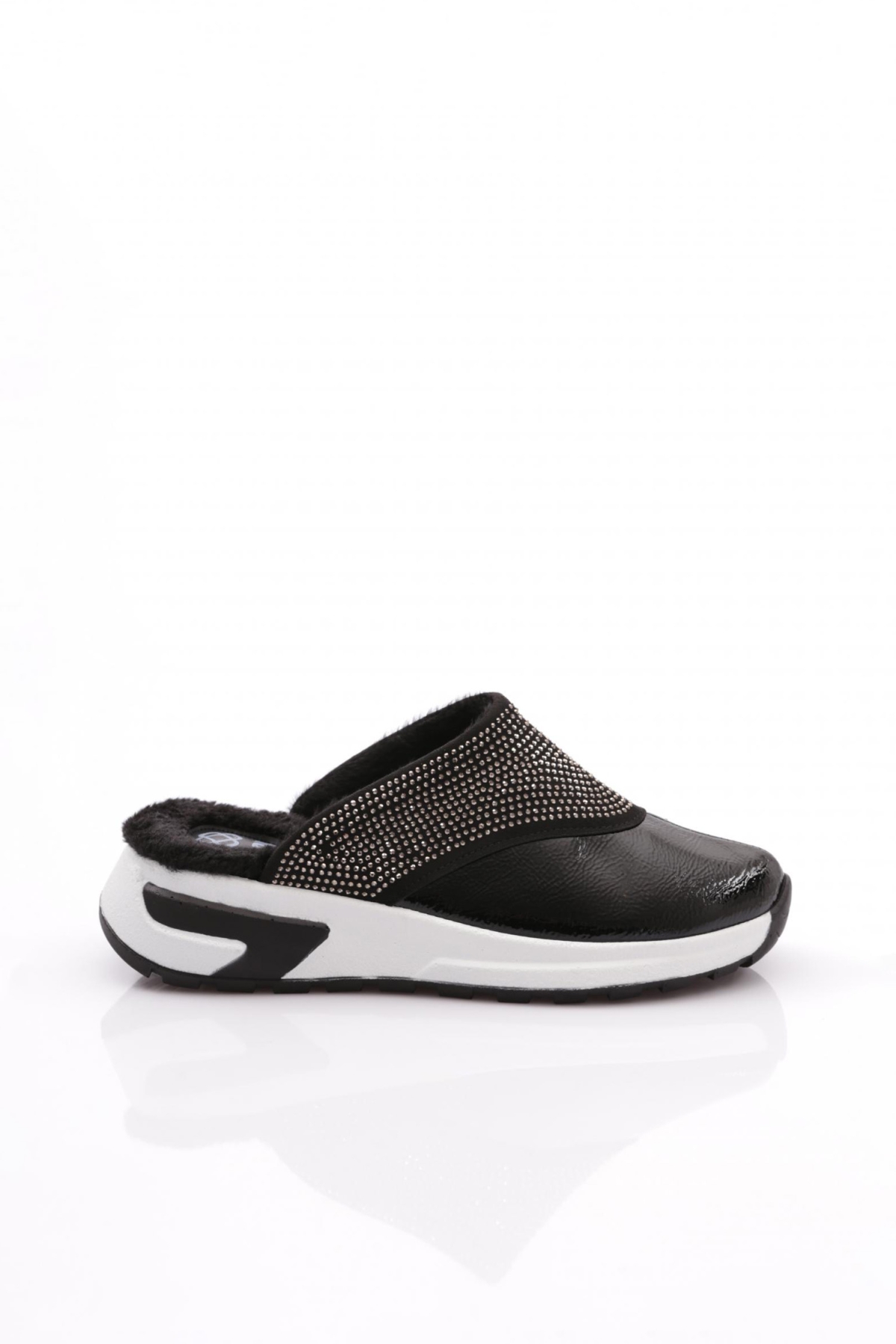 05 Kadin Üstü Taşli İçi Kürk Detayli Terlik - Görsel 2