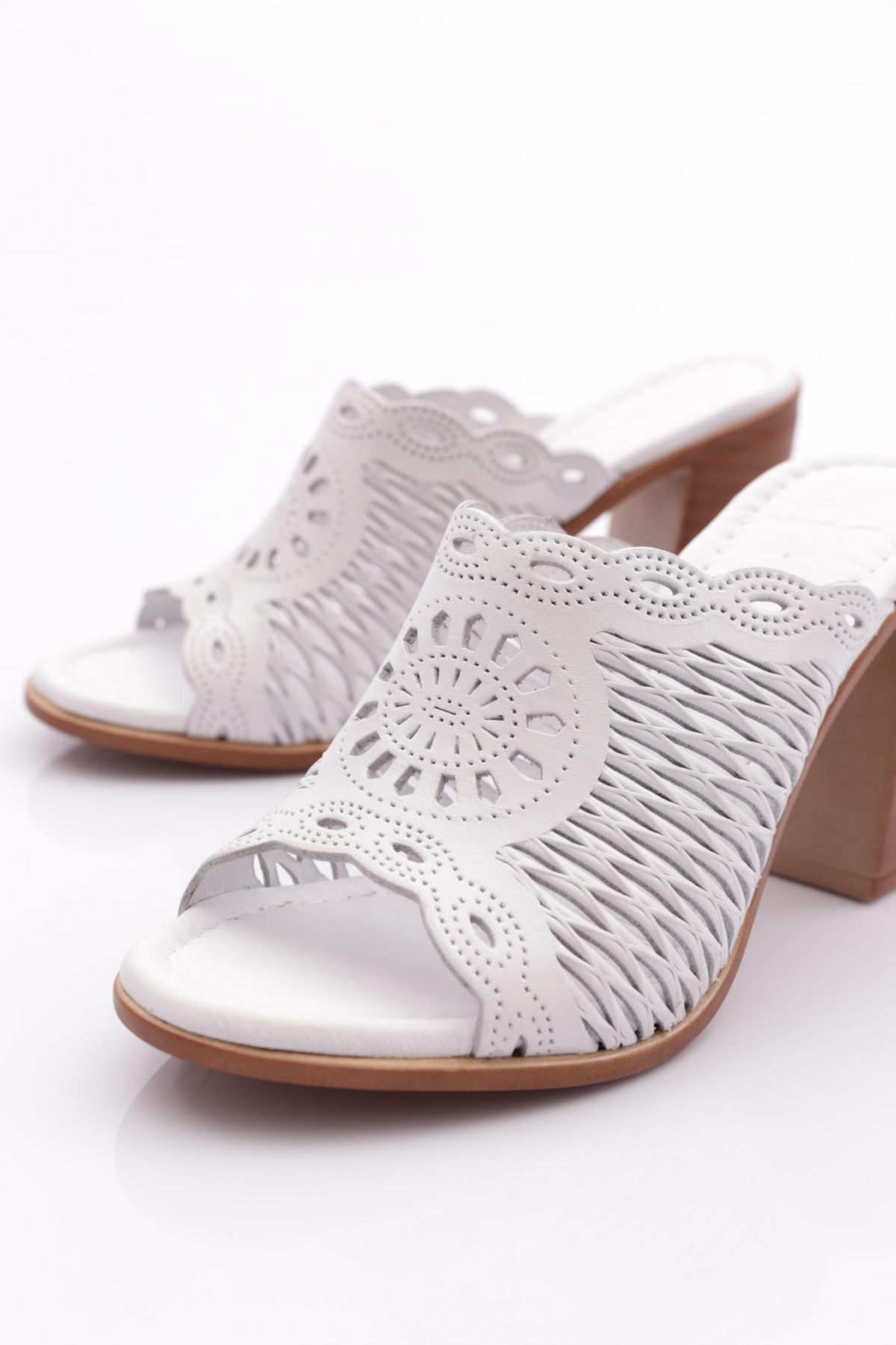 Dgn Dgn Beyaz 2200 Kadin Terlik Sandalet & Terlik | Flo Beyaz - 5. görsel