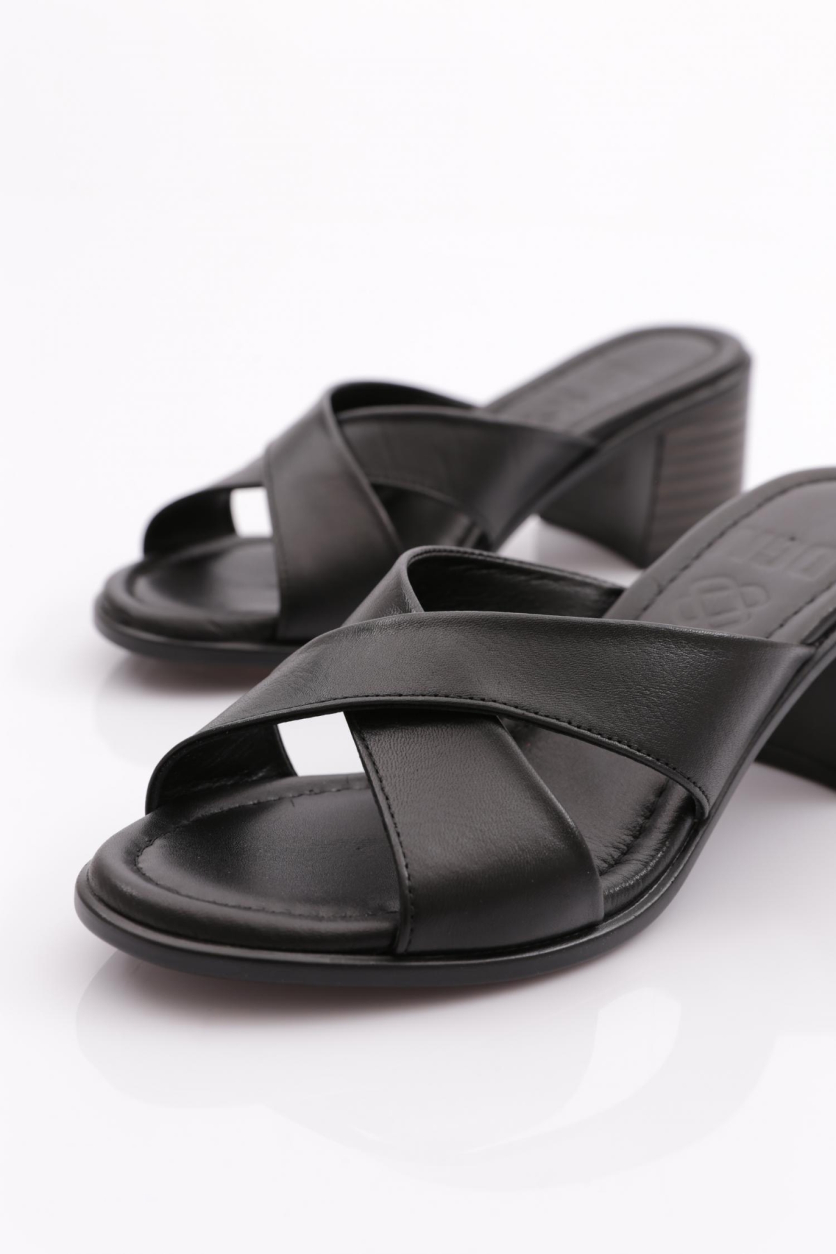 2120 Kadin Topuklu Terlik - Görsel 5