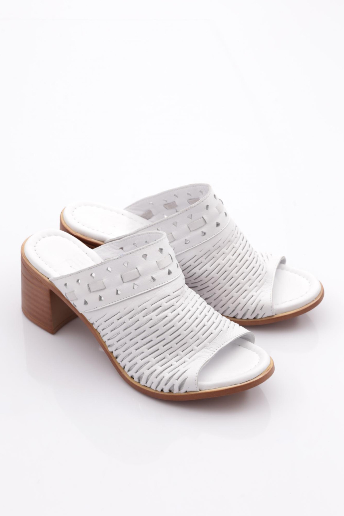 2060 Kadin Terlik - Görsel 3