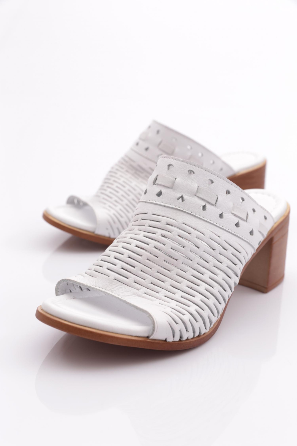 2060 Kadin Terlik - Görsel 5