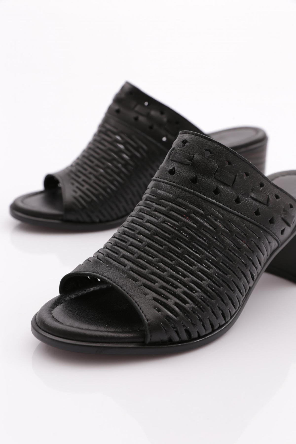 2060 Kadin Terlik - Görsel 5