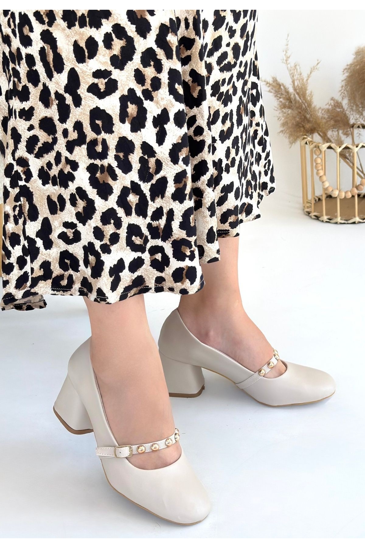 Bej Kadın Topuklu Ayakkabı - Görsel 2