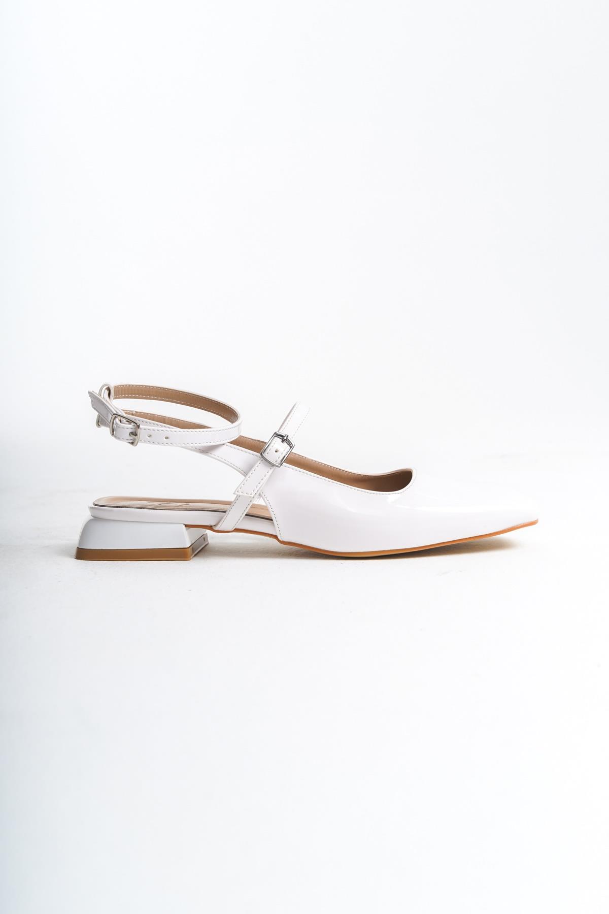 Atika Beyaz Rugan Mary Jane Babet Kısa Topuklu Günlük Ayakkabı - Görsel 4