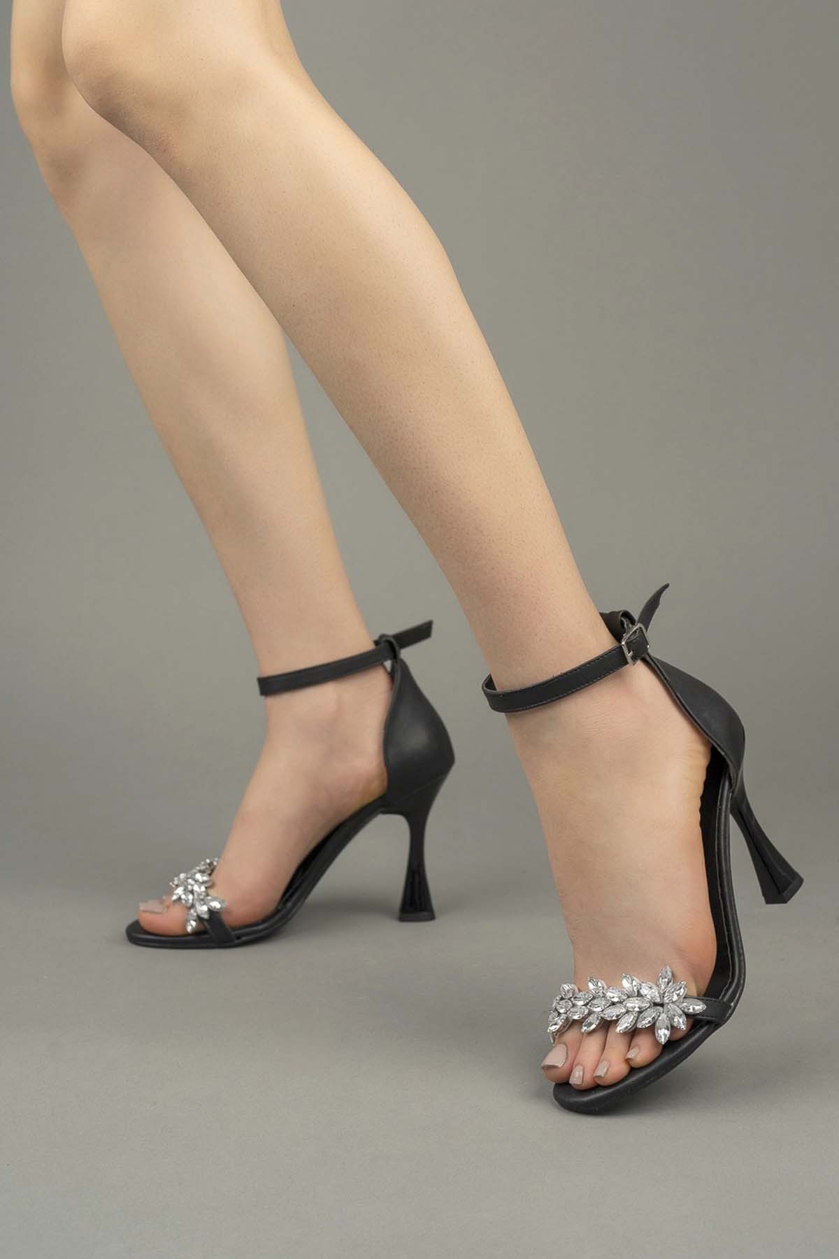 Kadın Taşlı Yüksek Klasik 10 cm Topuklu Abiye Saten Ayakkabı Saten Siyah - Görsel 3