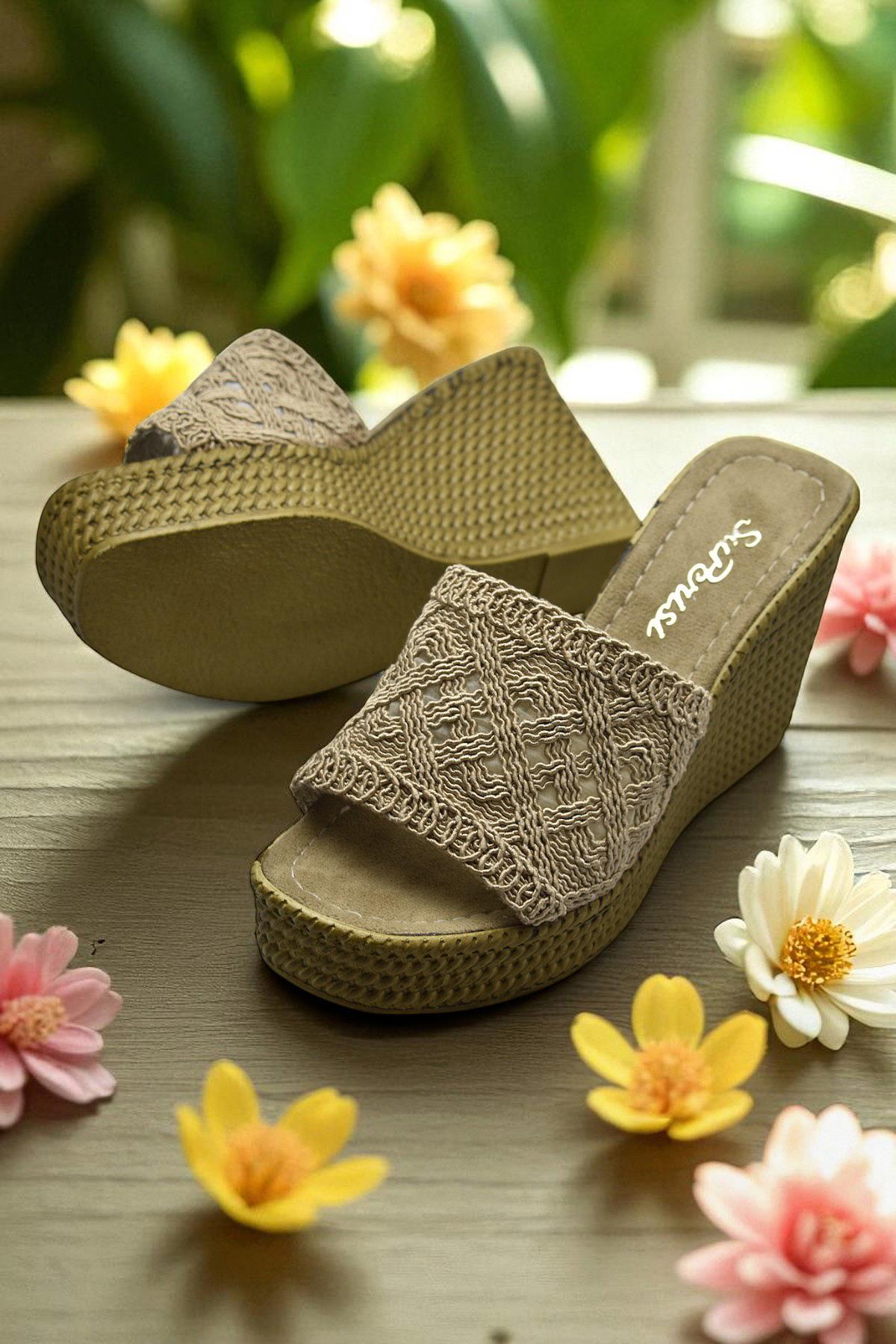 2503 10.5 cm Dolgu Topuklu Kadın Terlik Ayakkabı Düğün Nişan Abiye Kadın Ayakkabısı - Görsel 4