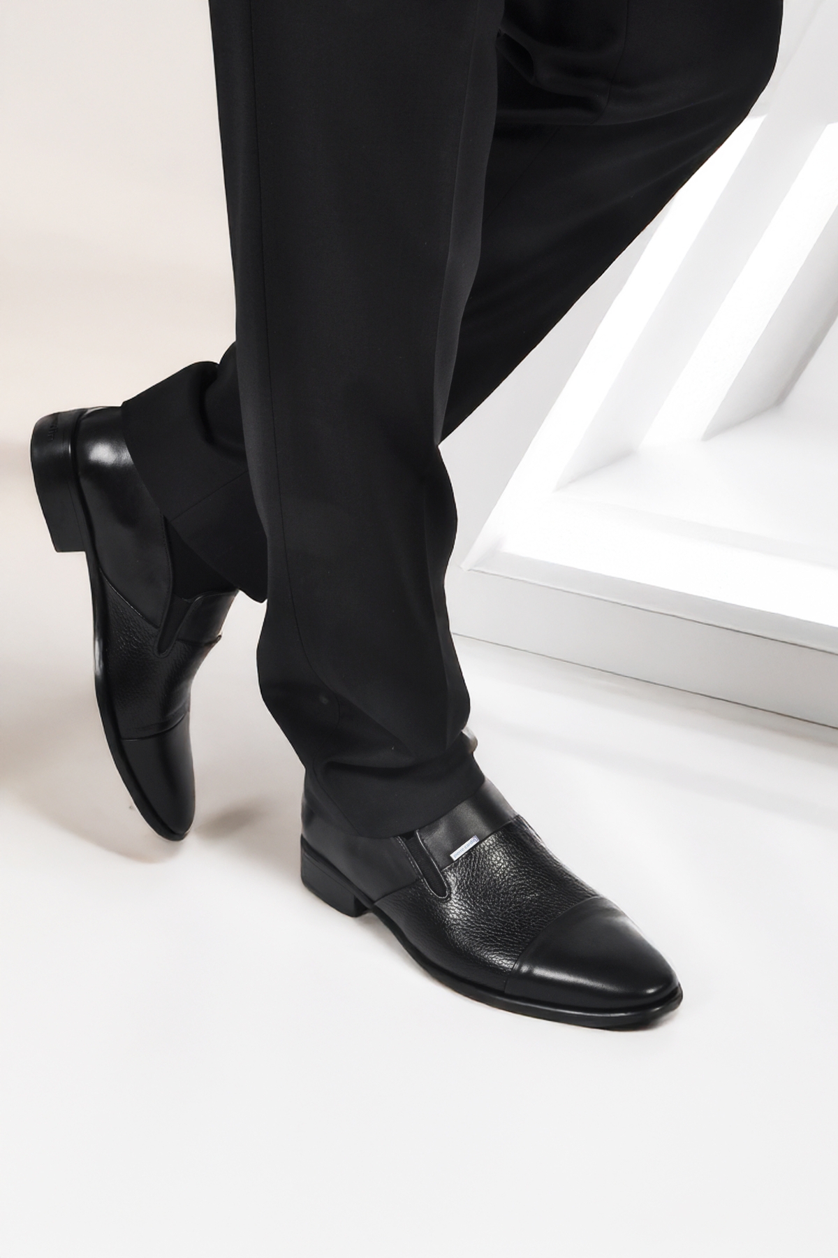 Siyah Hakiki Deri Erkek Klasik Ayakkabı 70555 M - Görsel 2