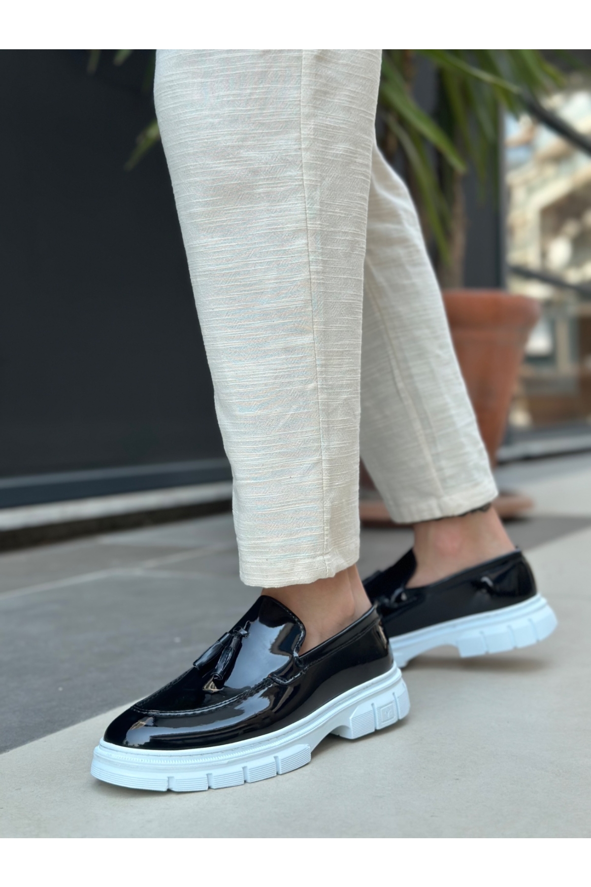 Püsküllü Erkek Casual Ayakkabı SİYAH RUGAN (BEYAZ TABAN) - Görsel 3