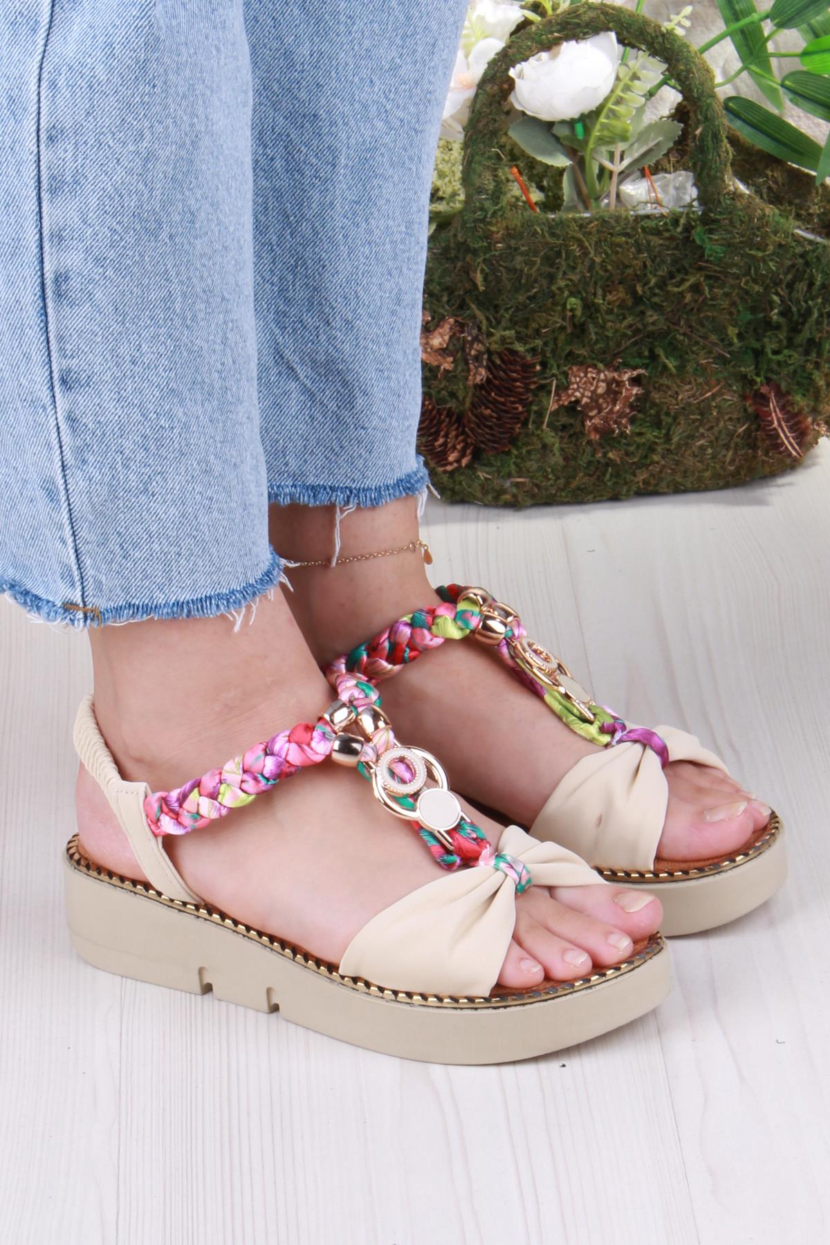 079-513 Fls Toka Detaylı Lastik Bağlı Renkli Örgü Kalın Taban Kadın Sandalet - Görsel 4