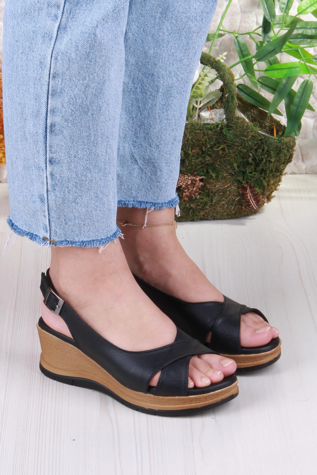 06 Ceyn Anatomik Rahat Hafif Dolgu Topuk Kadın Sandalet - Görsel 4
