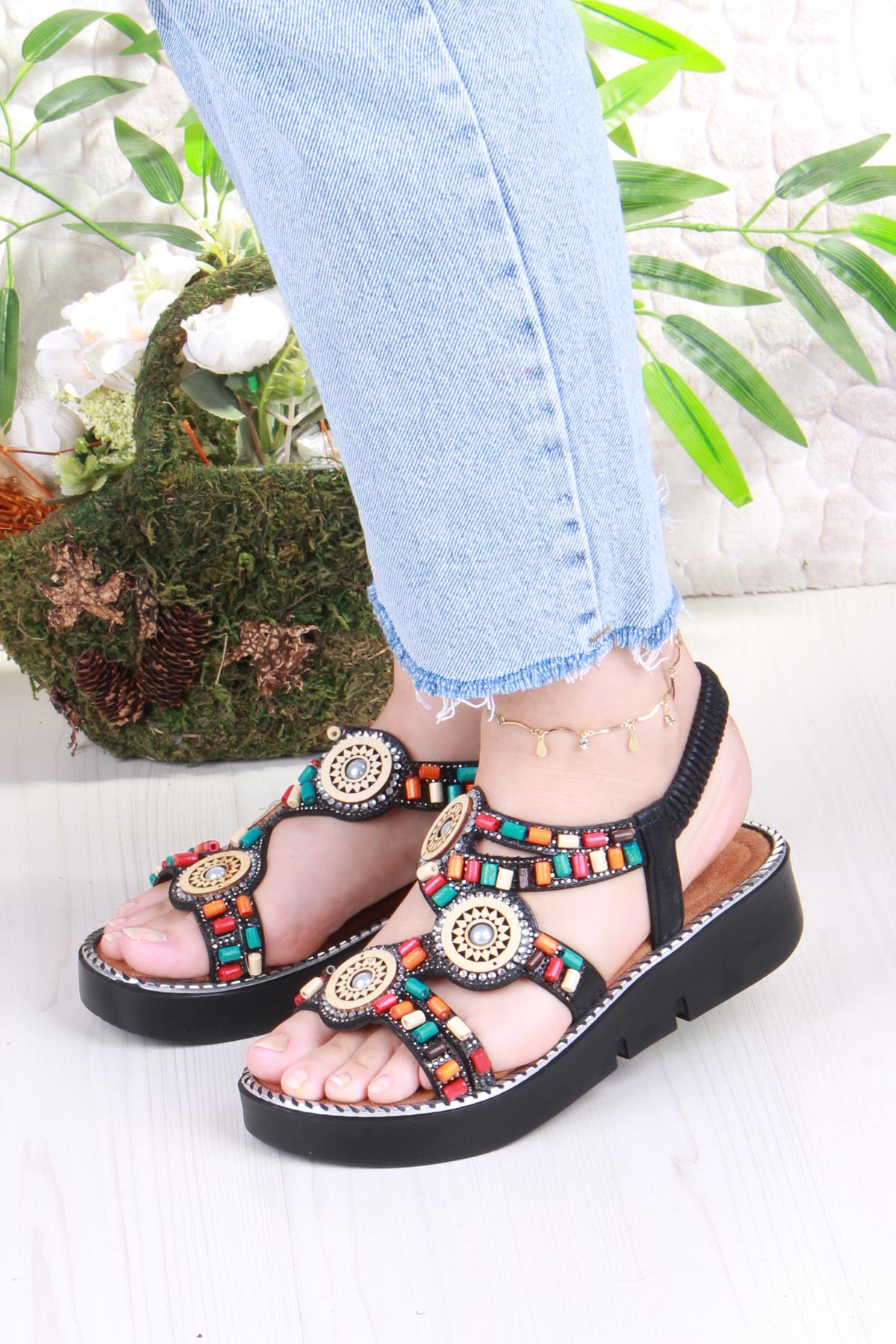 079-501 Fls Boncuk Renkli Toka Detaylı Lastik Bağlı Kalın Taban Kadın Sandalet - Görsel 3