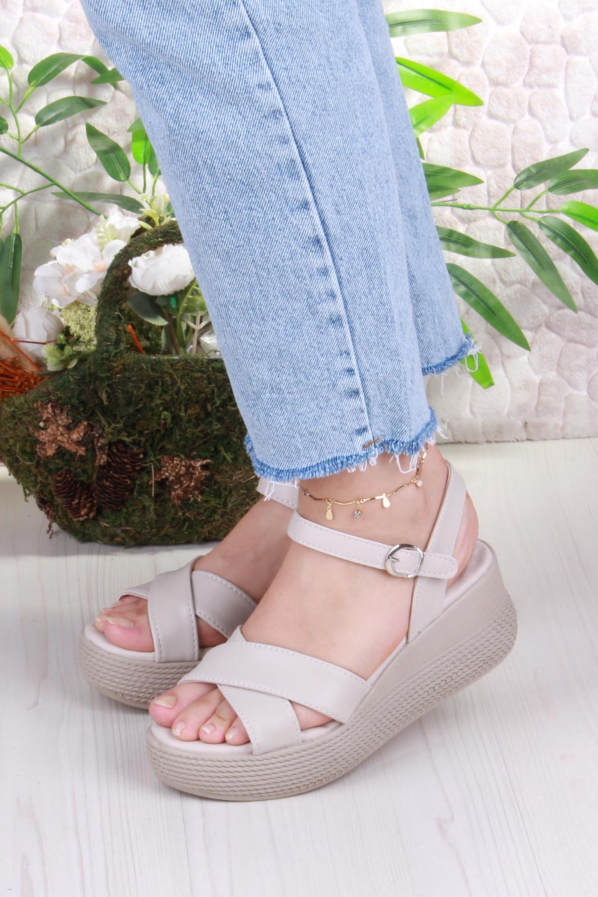 05-7008 Soft Rahat Toka Detaylı Dolgu Taban Çapraz Bant Kadın Sandalet - Görsel 3