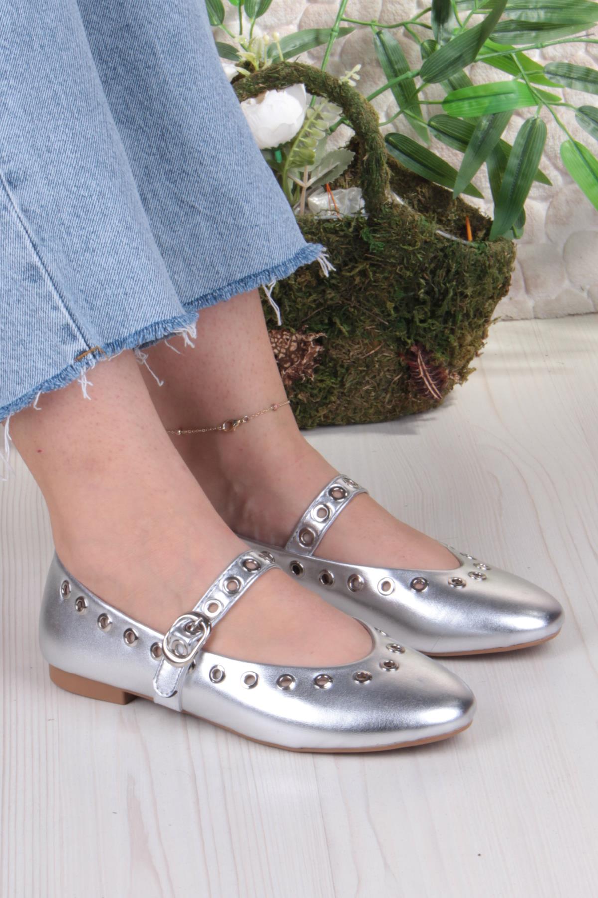 027-822 Fls Pul Detaylı Bant Toka Detaylı Kadın Babet - Görsel 2