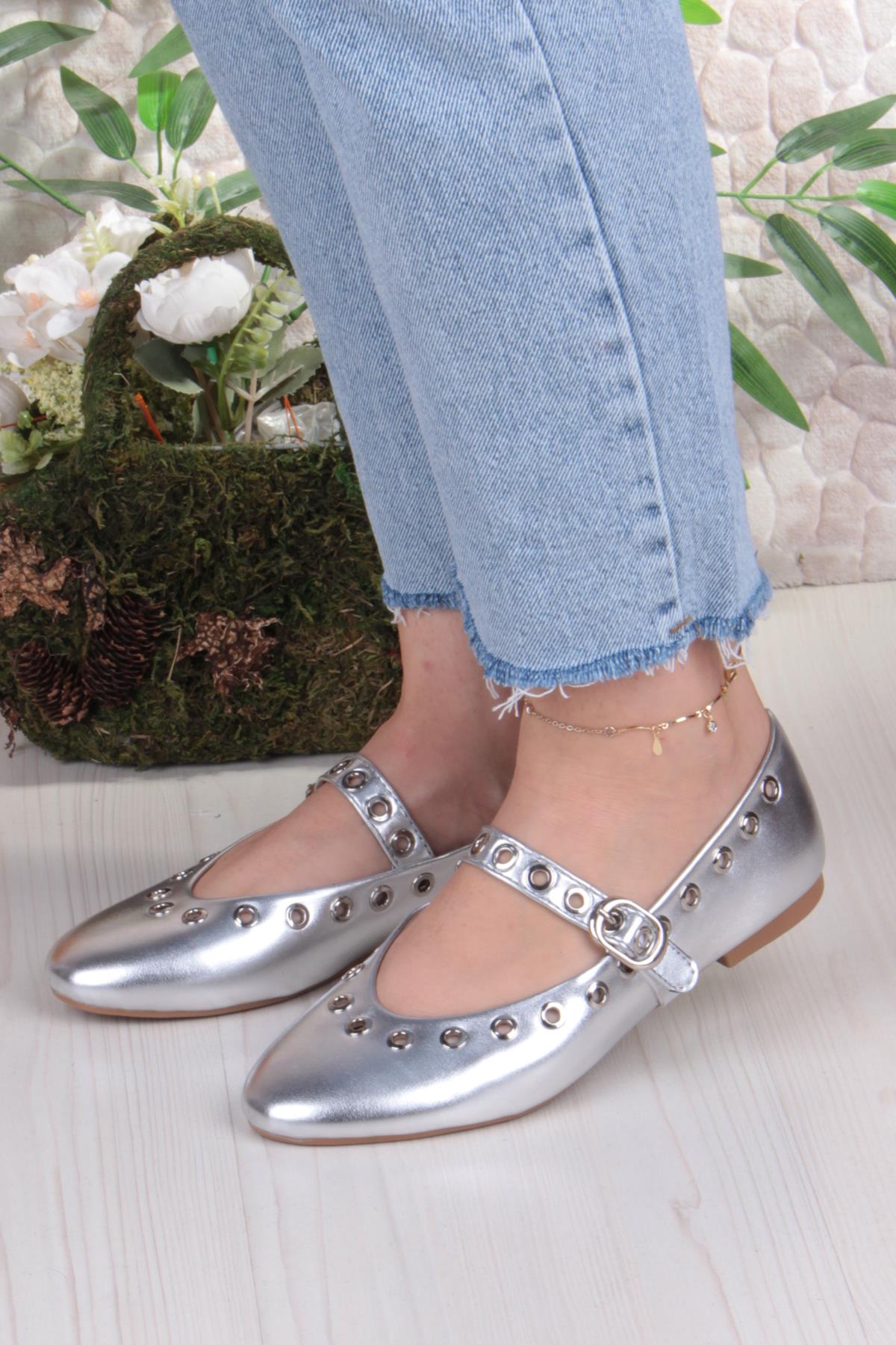 027-822 Fls Pul Detaylı Bant Toka Detaylı Kadın Babet - Görsel 3