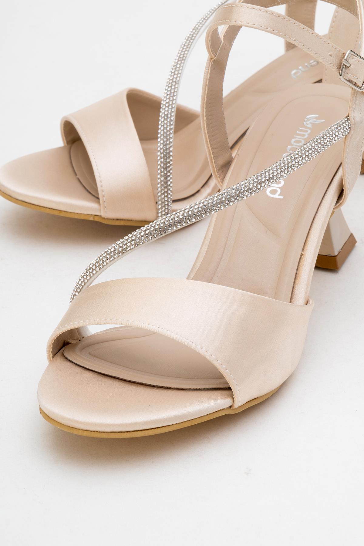 Kadın Kalın Ön Yüz Çapraz Taşlı Topuklu Sandalet TEN SATEN - Görsel 4