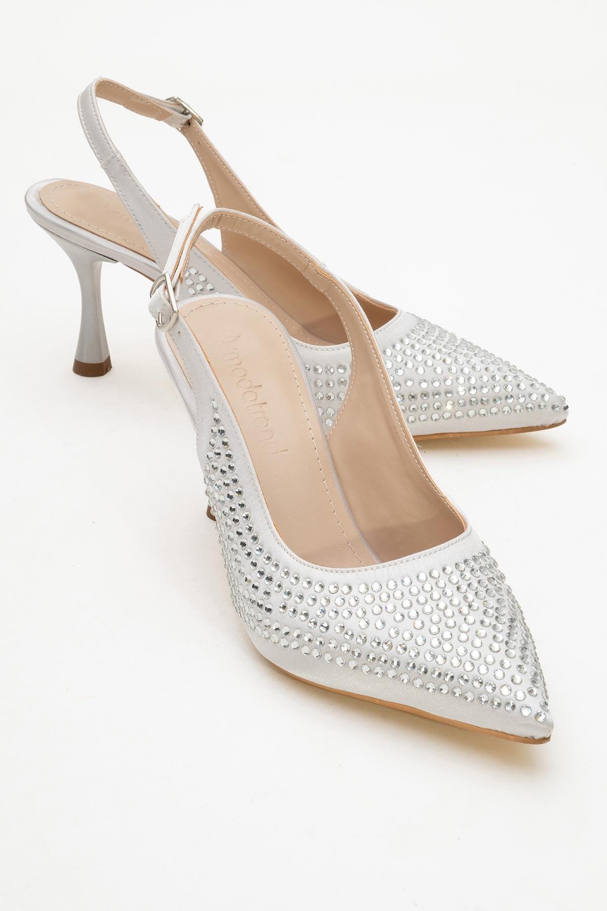 Taşlı Sivri Burunlu Kadın Topuklu Ayakkabı GÜMÜŞ SATEN - Görsel 2