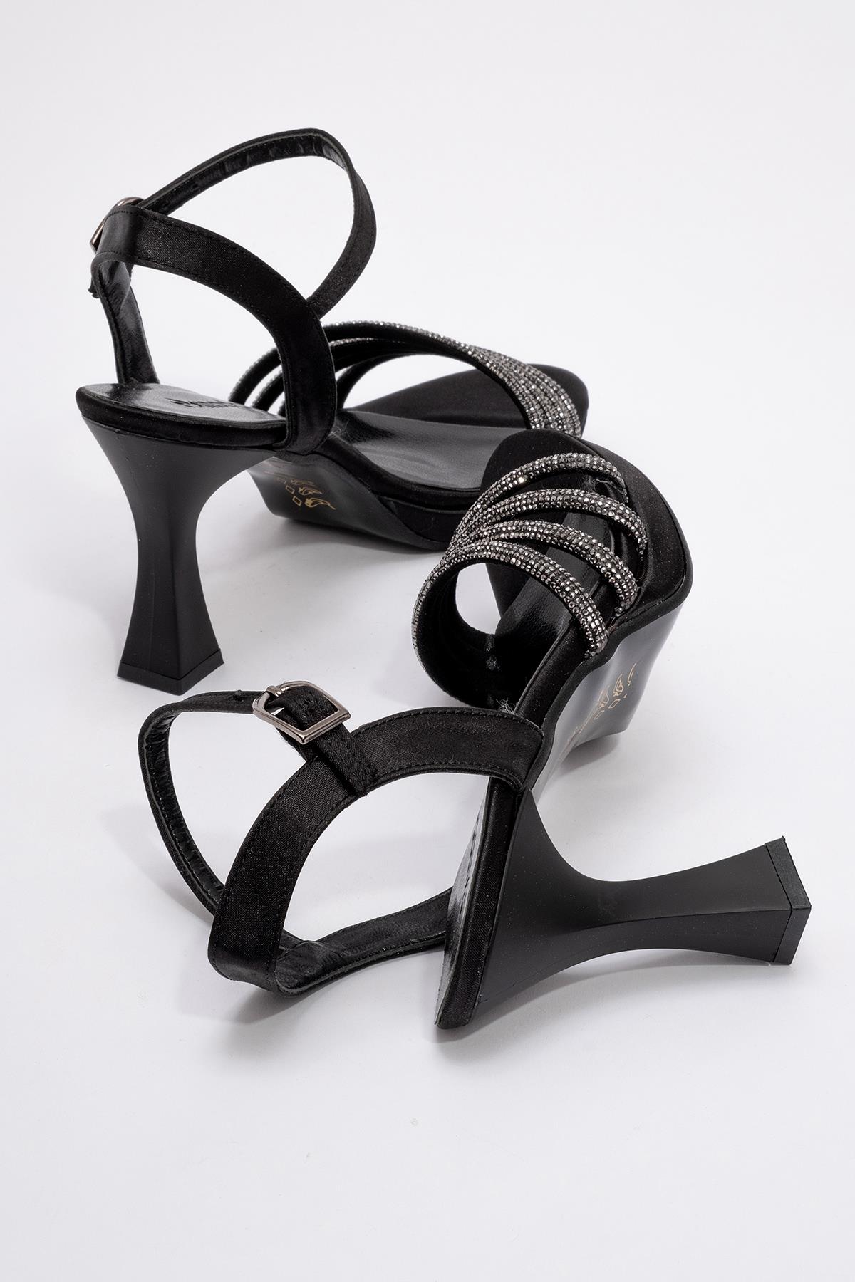 Kadın Biyeli Taşlı Topuklu Sandalet SİYAH SATEN - Görsel 5