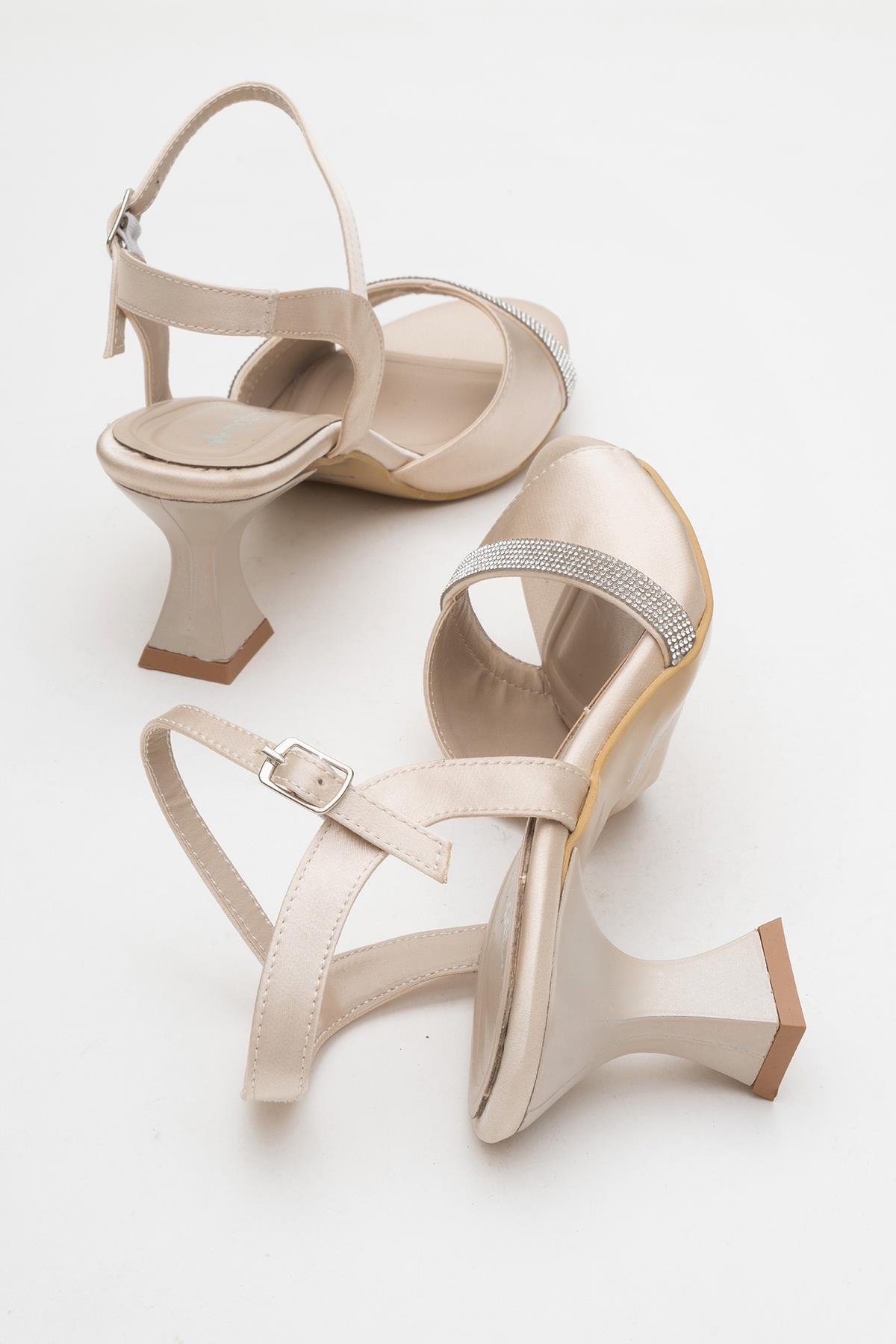 Tek Sıra Taşlı Kelebek Kadın Topuklu Sandalet TEN SATEN - Görsel 5