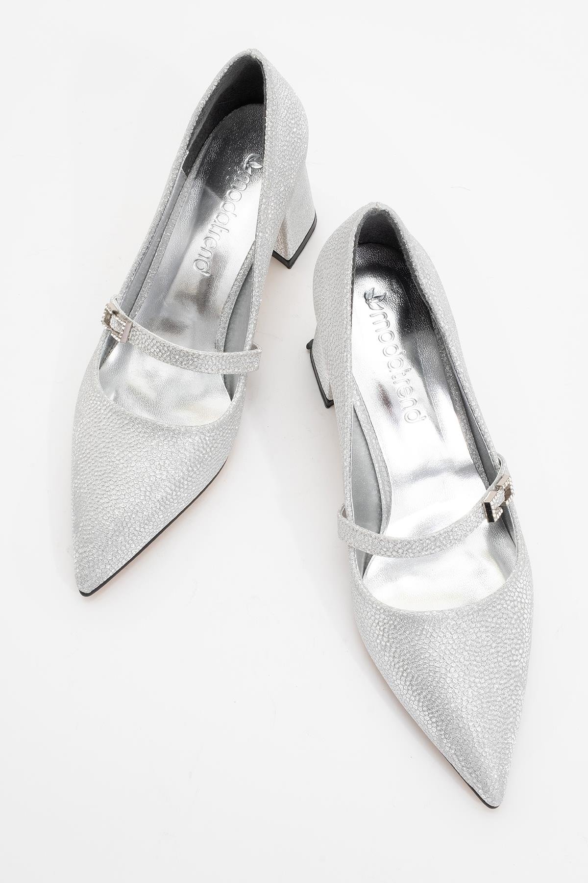 Kadın Kemerli Taşlı Topuklu Ayakkabı GÜMÜŞ NOLTALI SİM - Görsel 6