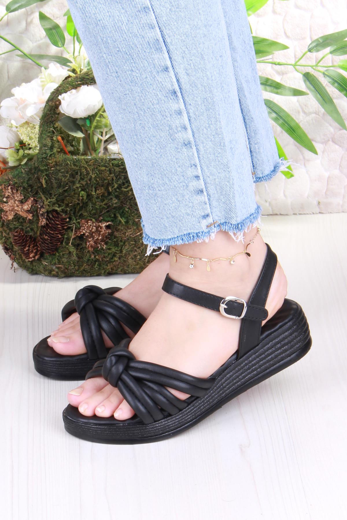 05-2077 Soft Rahat Toka Detaylı Büzgülü Bant Kadın Sandalet - Görsel 3