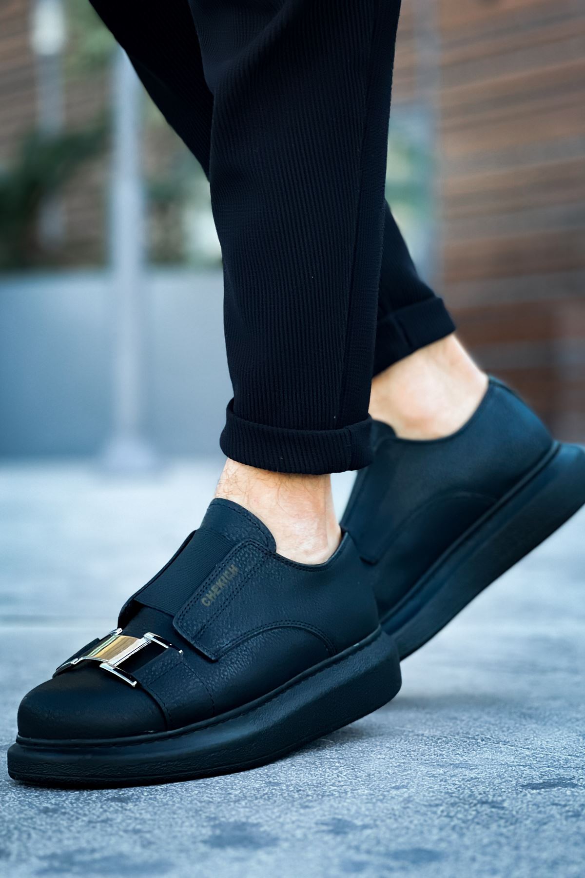 Lastikli Toka Detaylı Erkek Spor Ayakkabı Siyah - Görsel 2