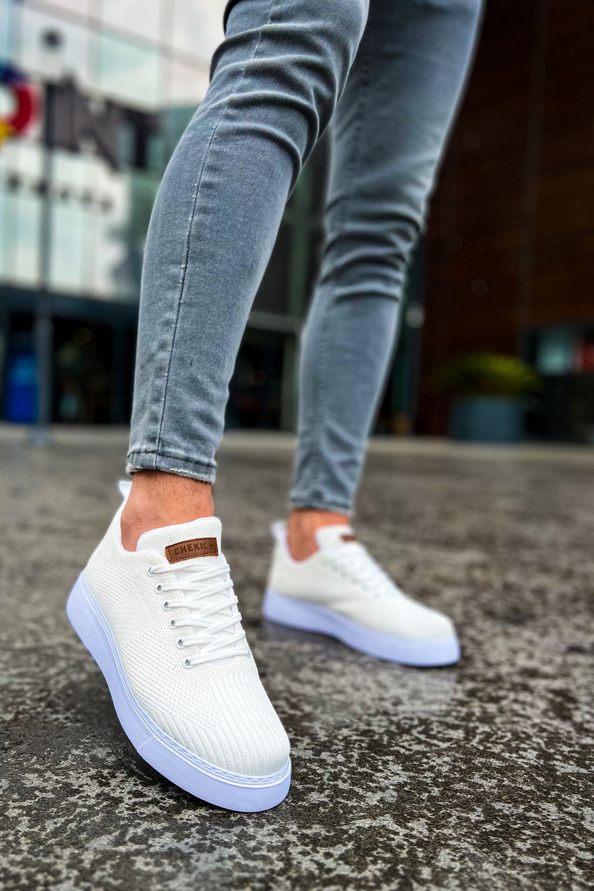 Bağcıklı Triko Kumaş Erkek Spor Ayakkabı Beyaz - Görsel 2