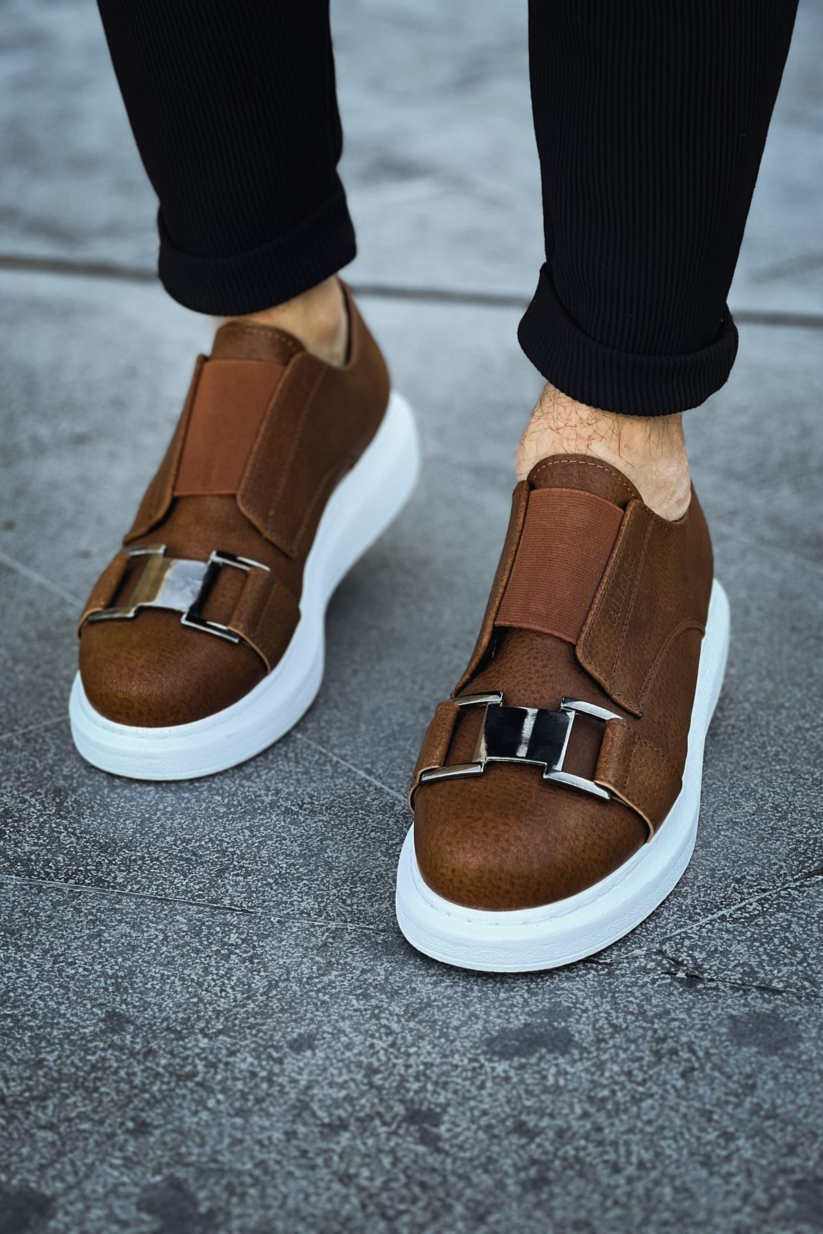 Lastikli Toka Detaylı Erkek Spor Ayakkabı Taba - Görsel 4