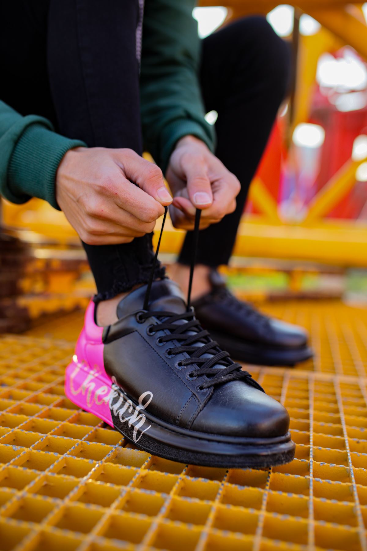 Bağcıklı Baskılı Erkek Spor Ayakkabı Siyah Pembe - Görsel 7