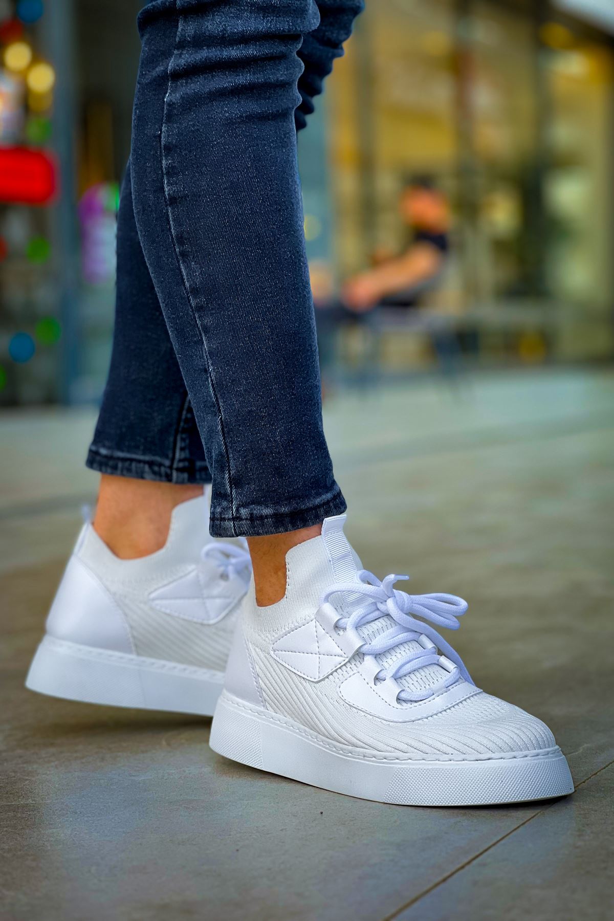 Bağcık Detaylı Triko Kumaş Erkek Spor Ayakkabı Beyaz - Görsel 5