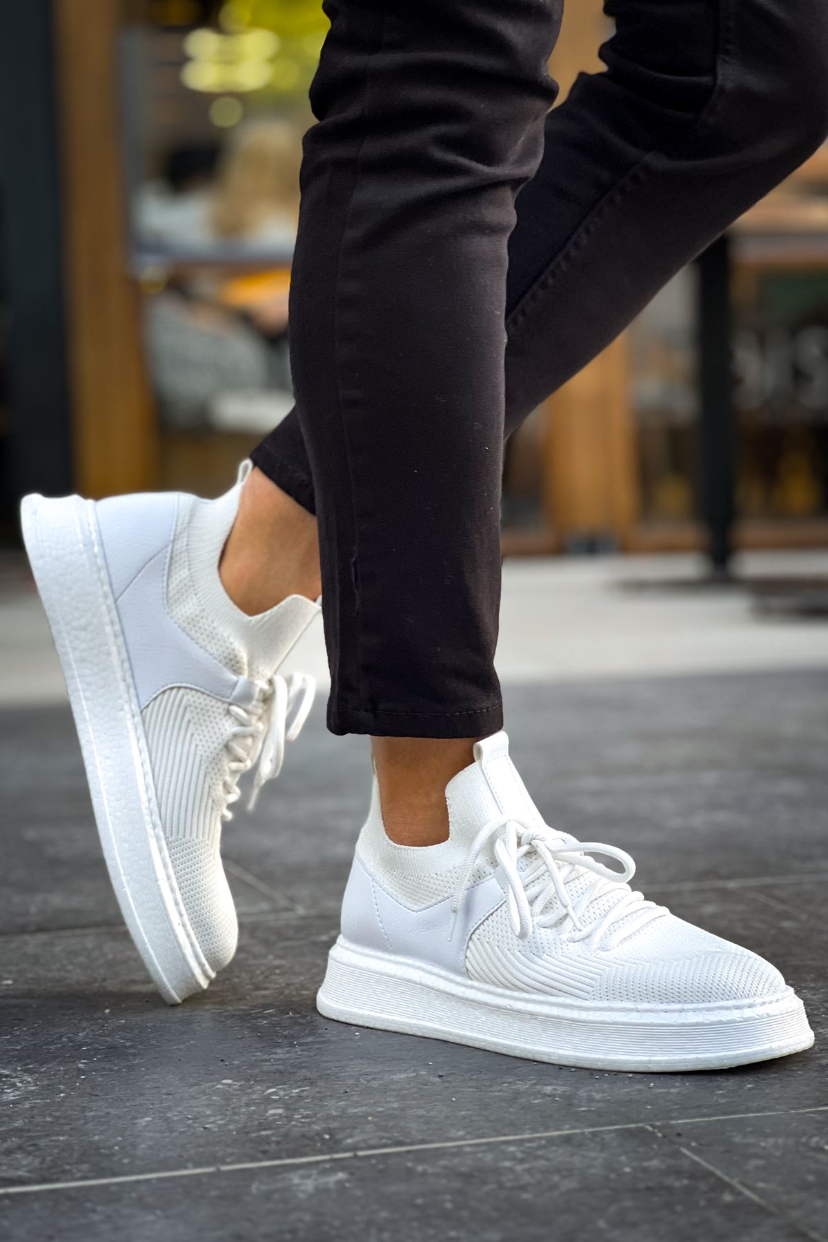 Bağcık Detaylı Triko Kumaş Erkek Spor Ayakkabı Beyaz - Görsel 4