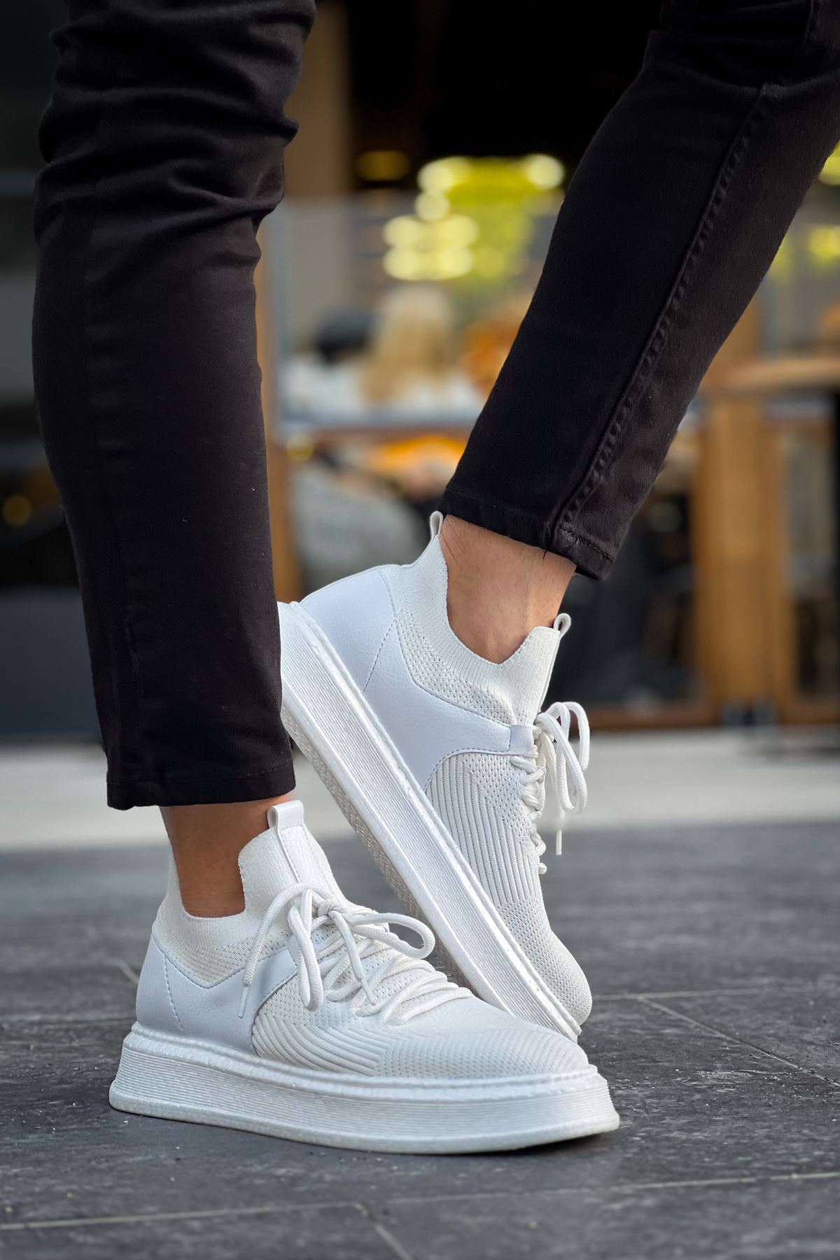 Bağcık Detaylı Triko Kumaş Erkek Spor Ayakkabı Beyaz - Görsel 5