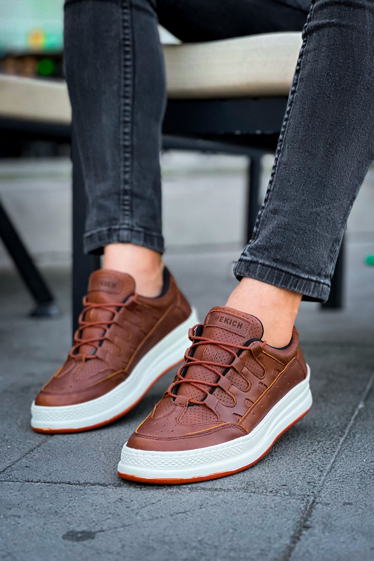 Bağcık Detaylı Erkek Spor Ayakkabı Taba - Görsel 4