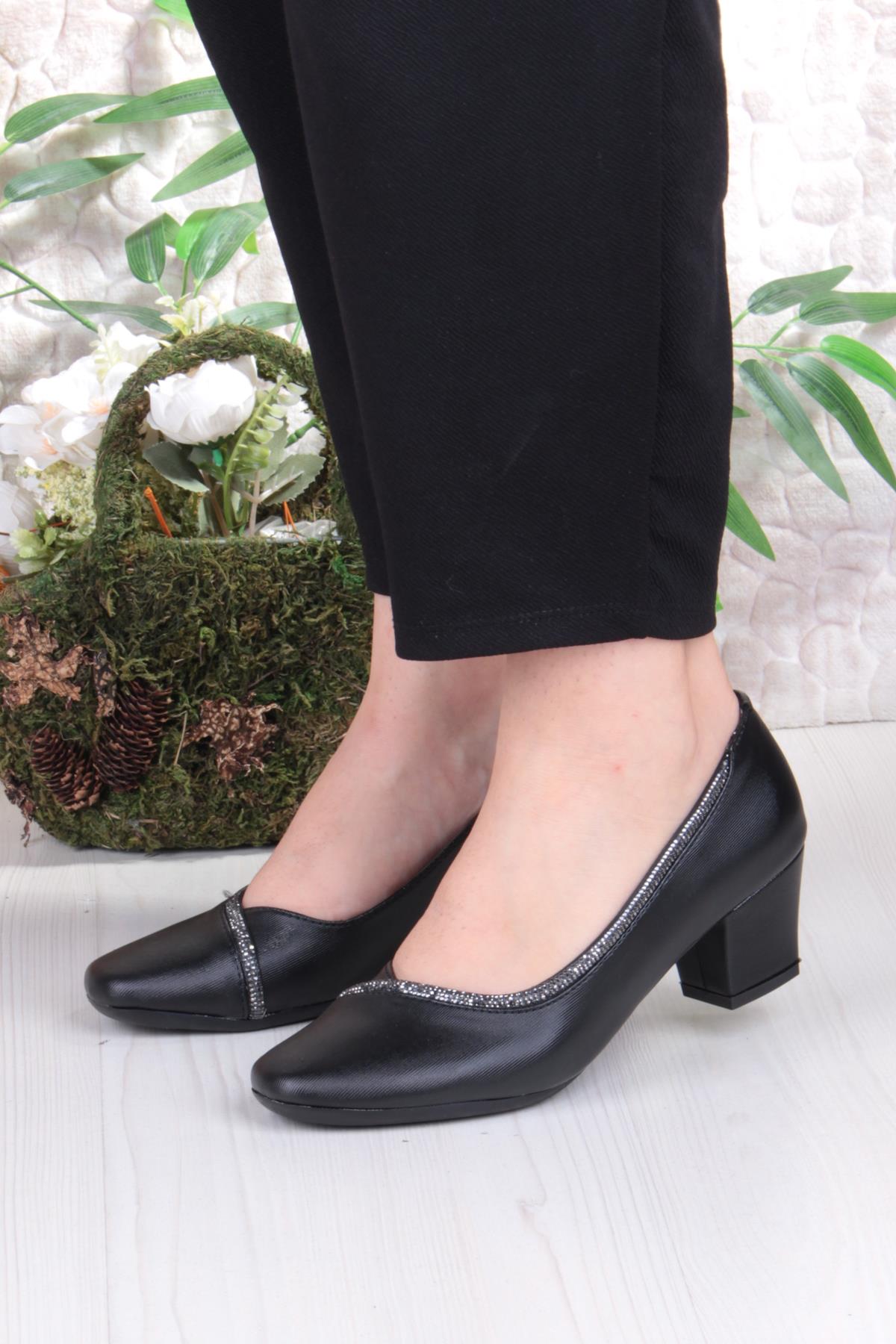168606 Nur Taş Detaylı Alçak Topuklu Kadın Ayakkabı - Görsel 3