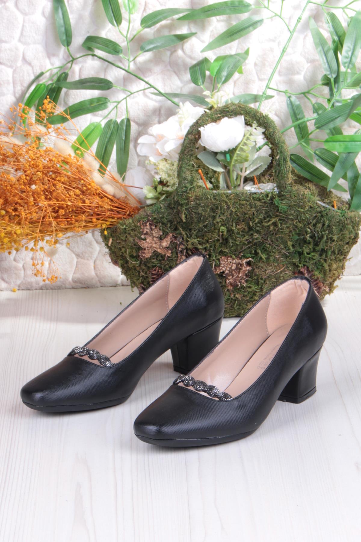 168689 Nur Taş Detaylı Alçak Topuklu Kadın Ayakkabı - Görsel 6