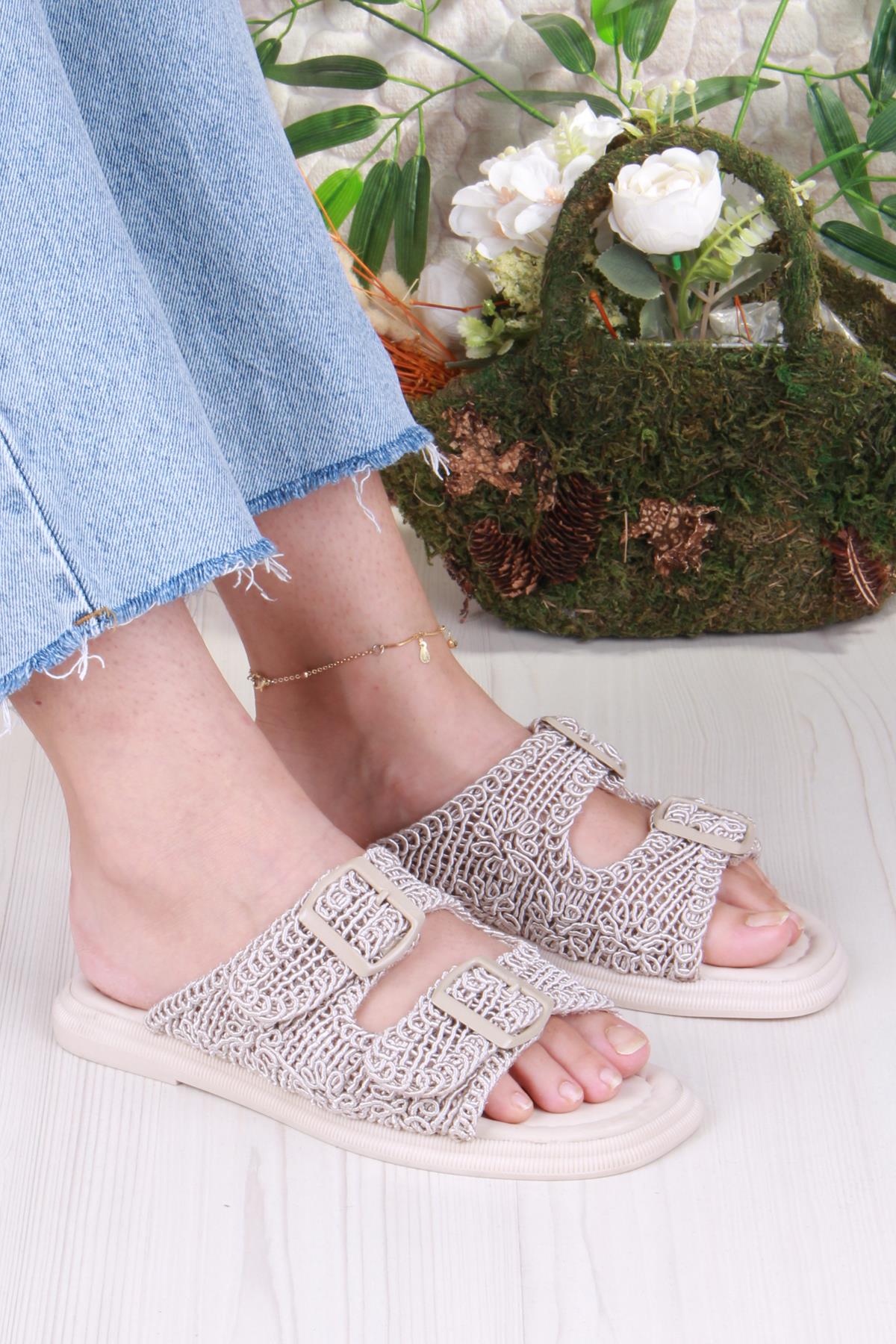 5053 Soft Rahat Örgülü İki Tokalı Kadın Terlik - Görsel 2