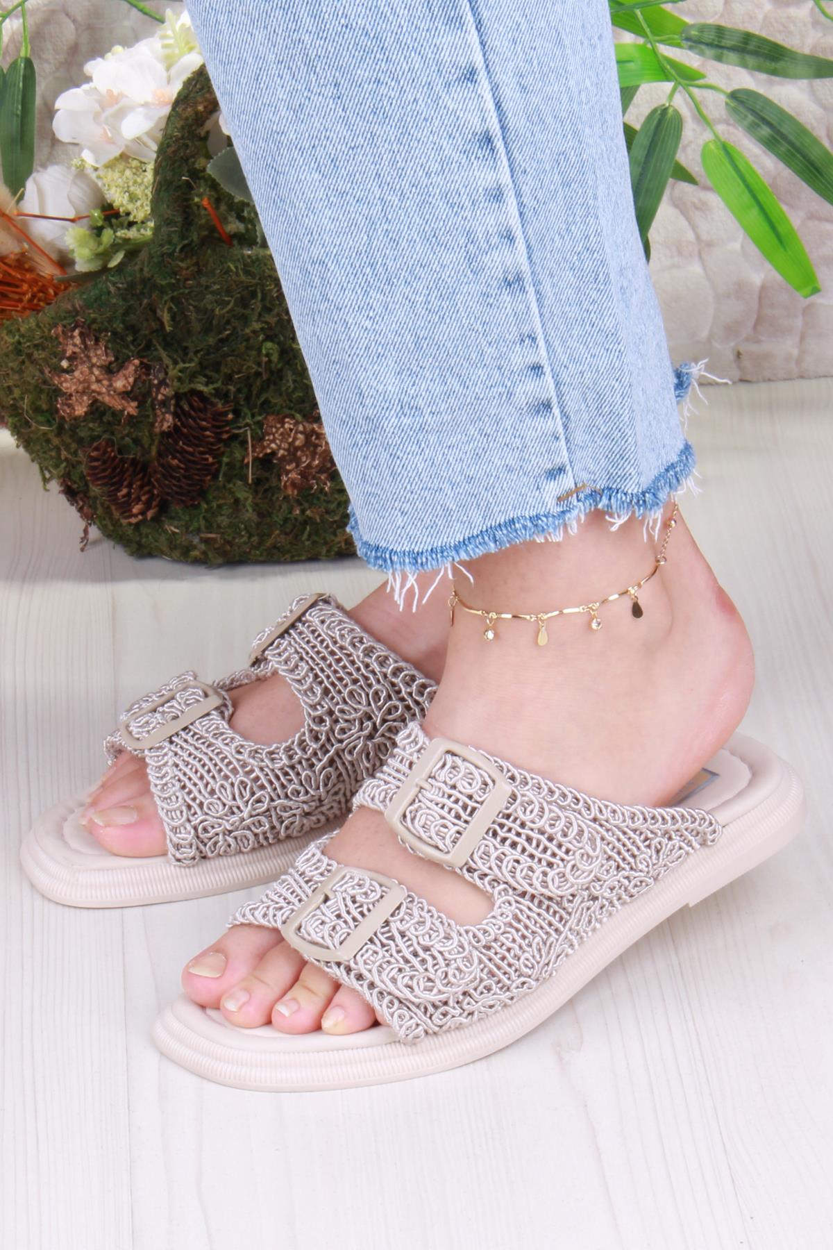 5053 Soft Rahat Örgülü İki Tokalı Kadın Terlik - Görsel 3