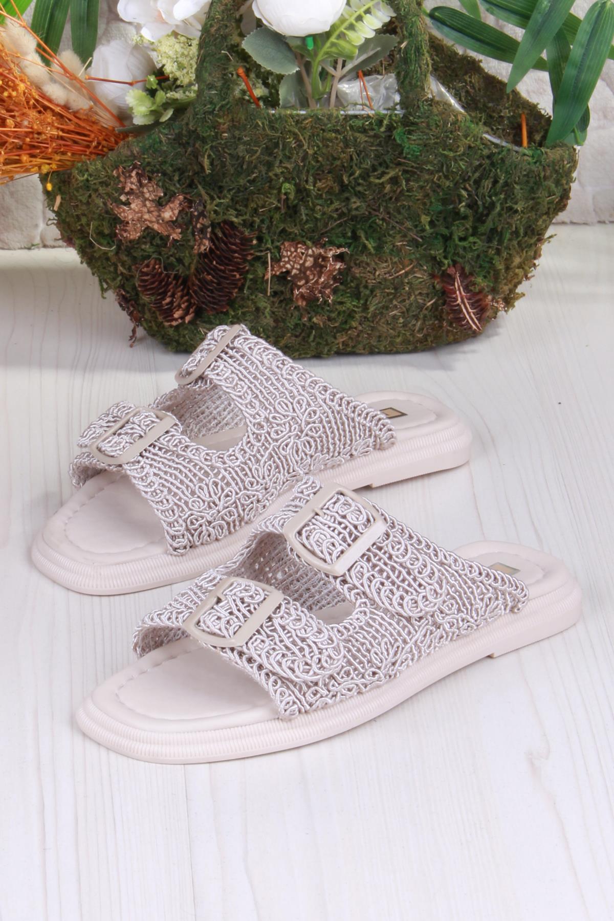 5053 Soft Rahat Örgülü İki Tokalı Kadın Terlik - Görsel 6