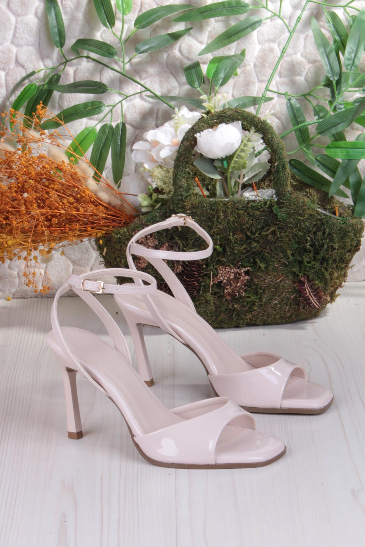 018-101 Fls Rugan Bilekten Bağlı Tek Bant Topuklu Ayakkabı - Görsel 6