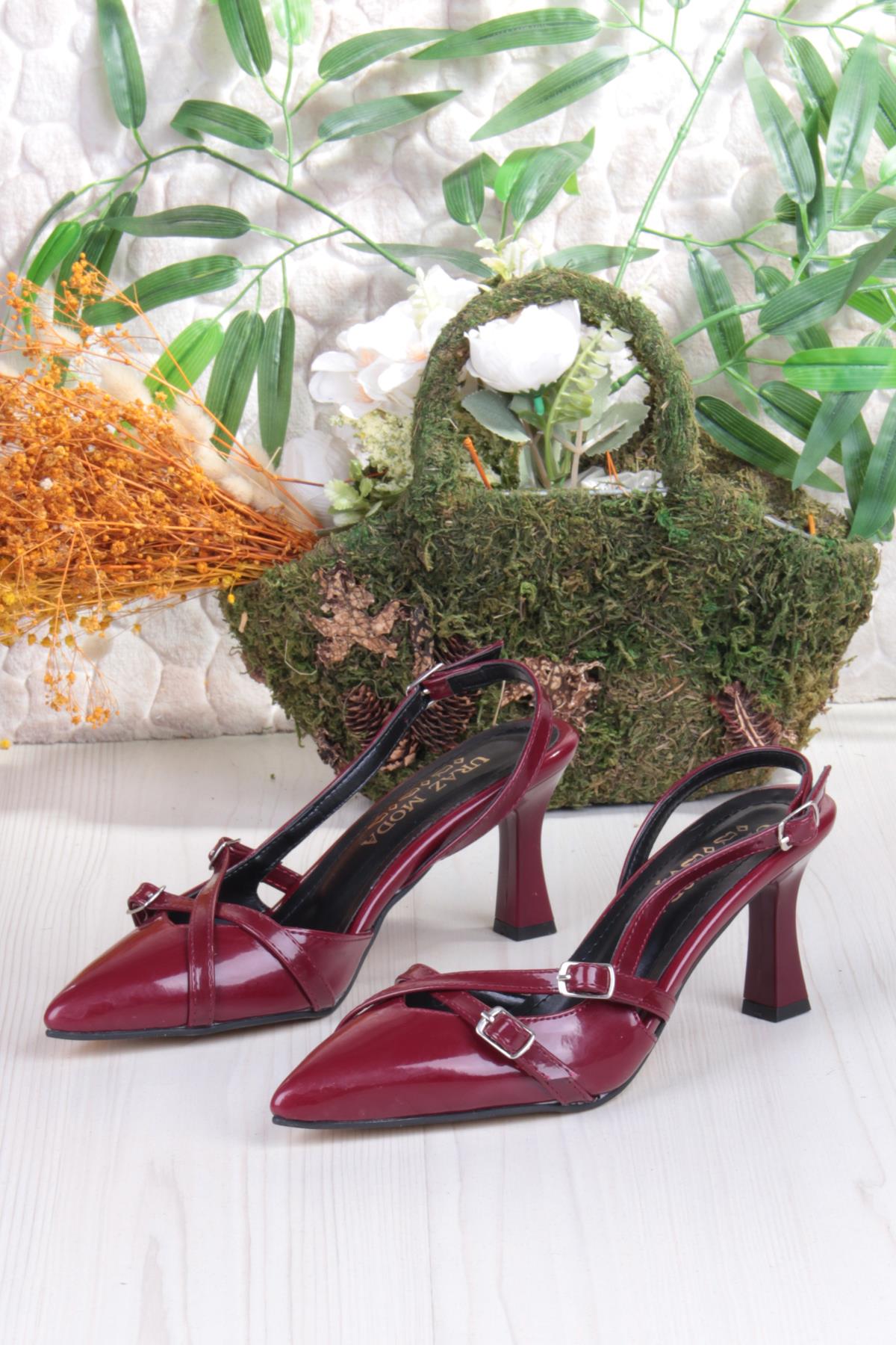 3669 Uraz Rugan Toka Detaylı Arkası Açık Önü Kapalı Topuklu Kadın Ayakkabı - Görsel 7