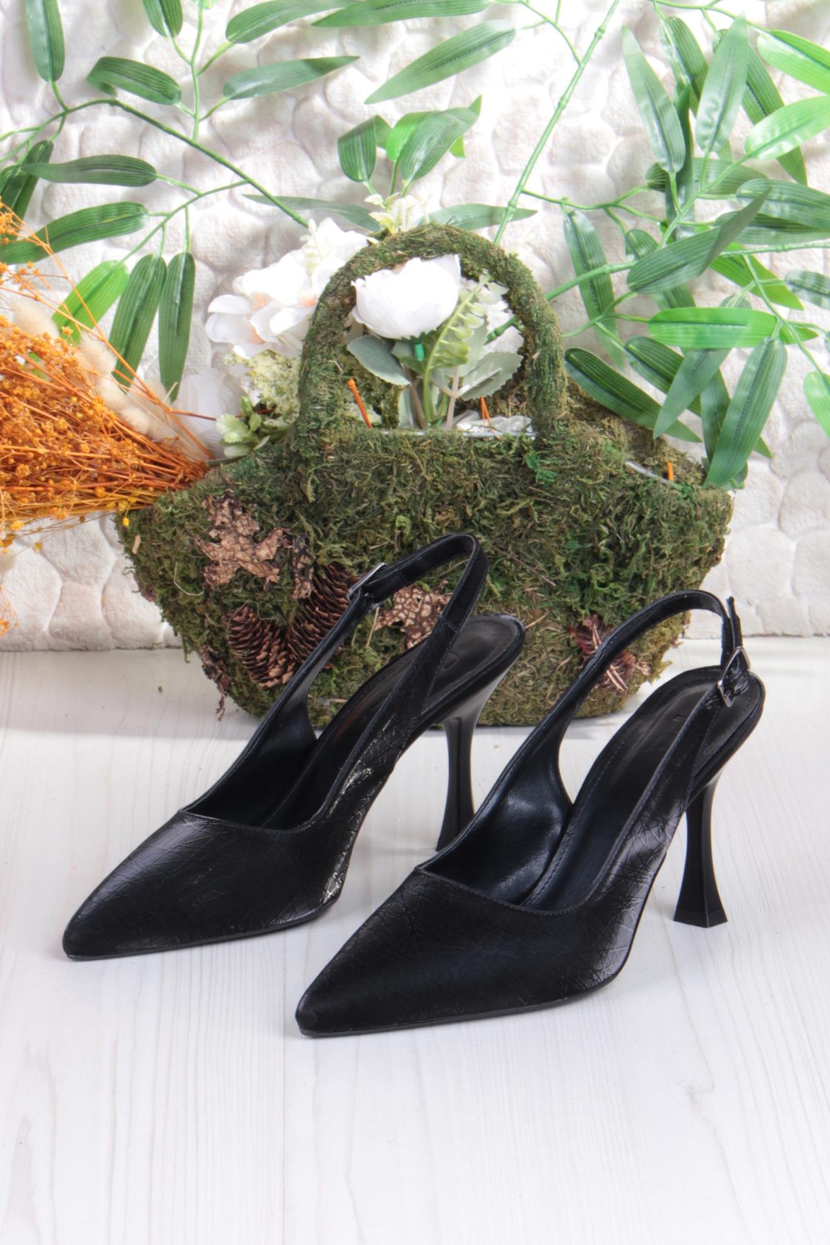 086-5030 Fls Önü Kapalı Baskılı Arkası Açık Topuklu Ayakkabı - Görsel 7