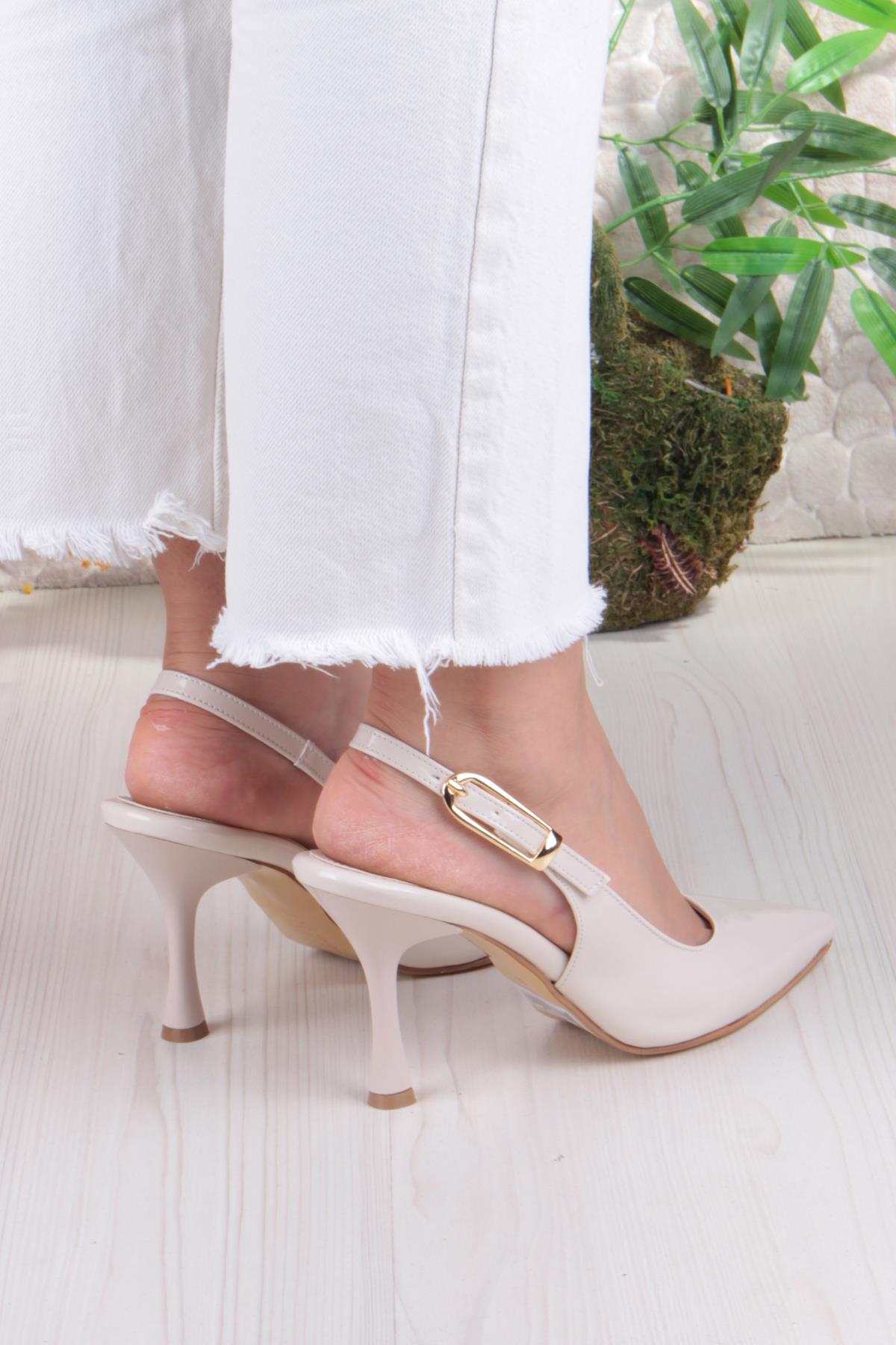 3670 Uraz Rugan Toka Detaylı Arkası Açık Önü Kapalı Topuklu Kadın Ayakkabı - Görsel 5