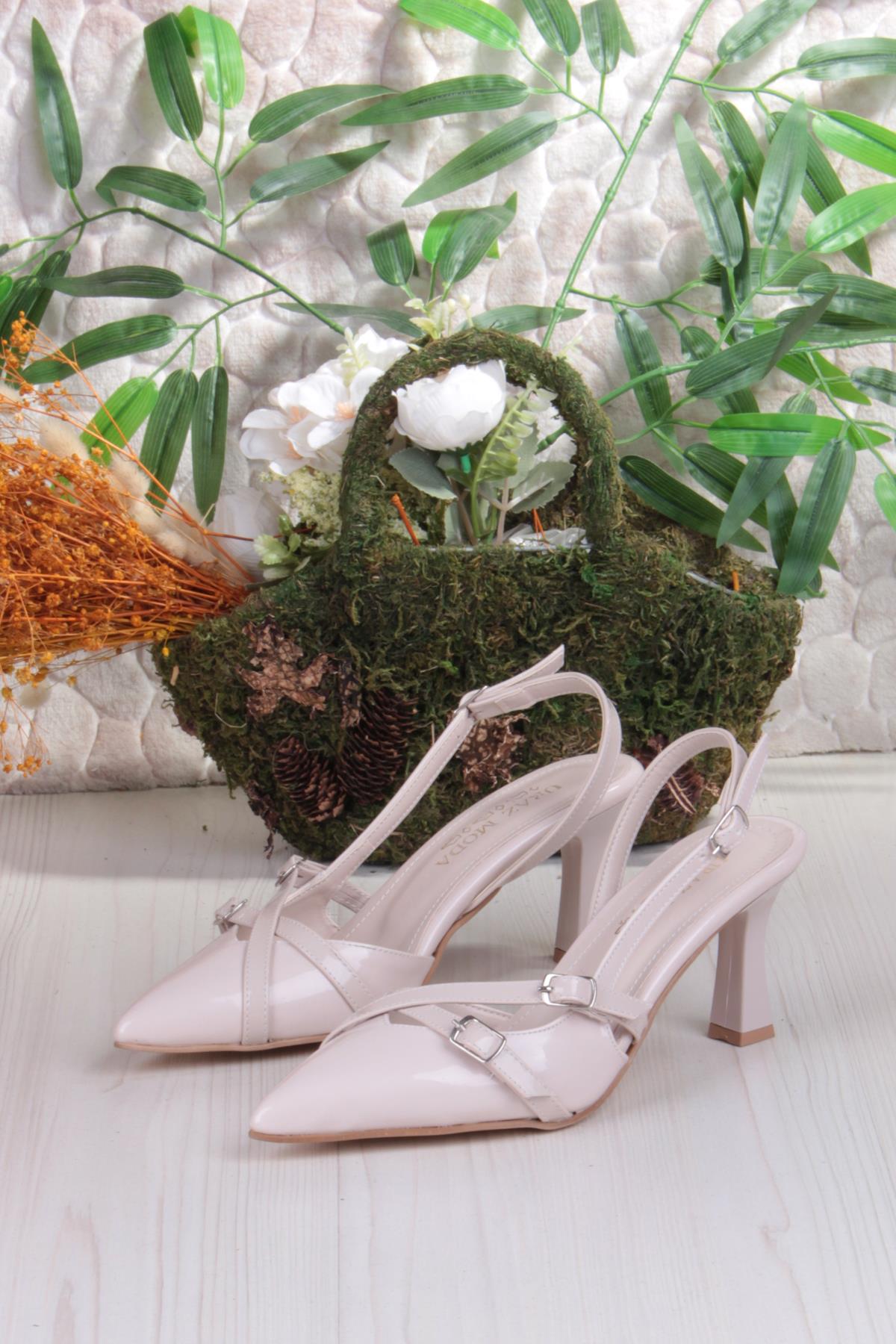 3669 Uraz Rugan Toka Detaylı Arkası Açık Önü Kapalı Topuklu Kadın Ayakkabı - Görsel 7