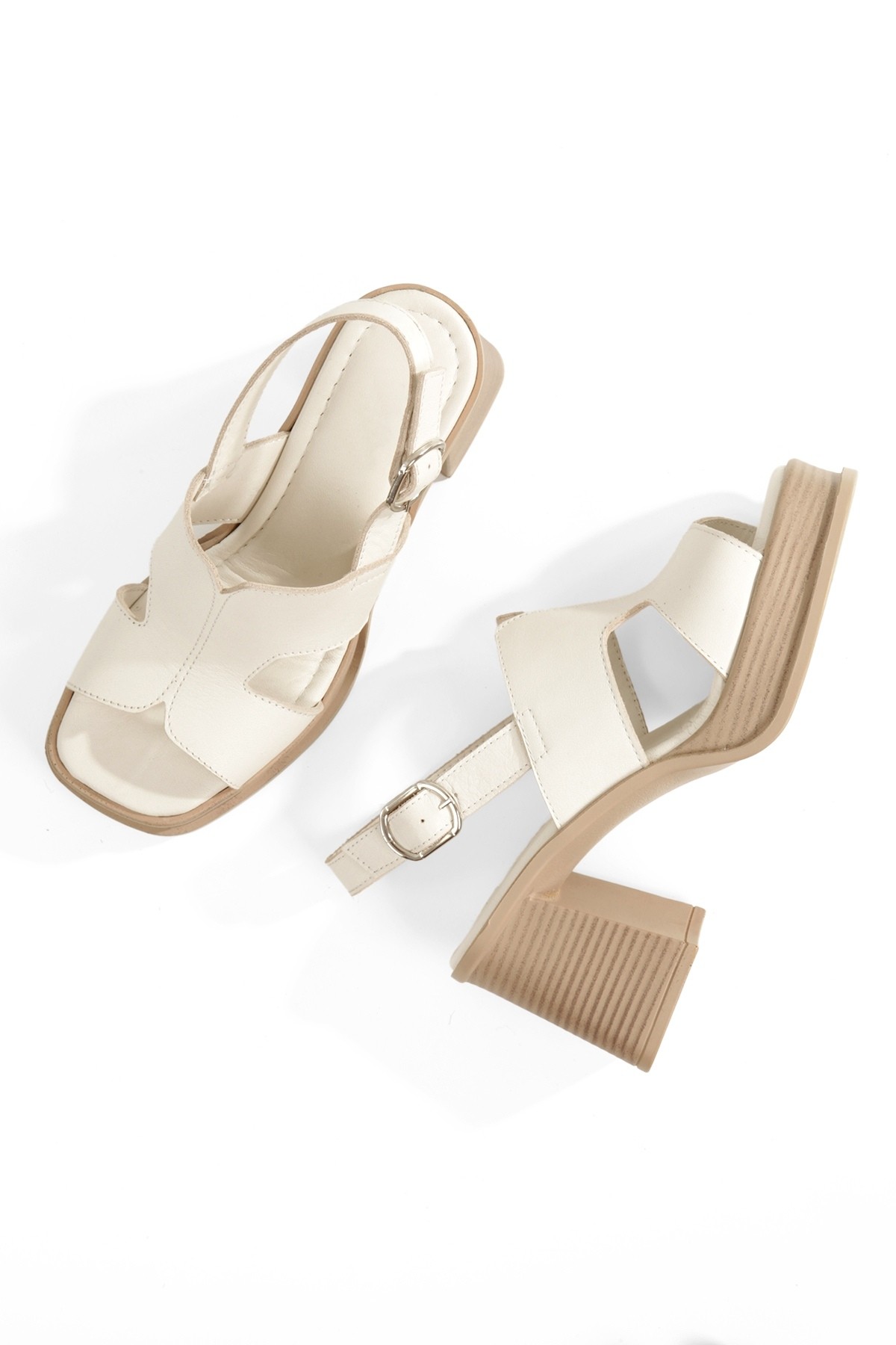 Nadiya Kırık Beyaz Rengi Hakiki Deri Yüksek Kalın Platform Topuklu Kadın Ayakkabı - Görsel 5