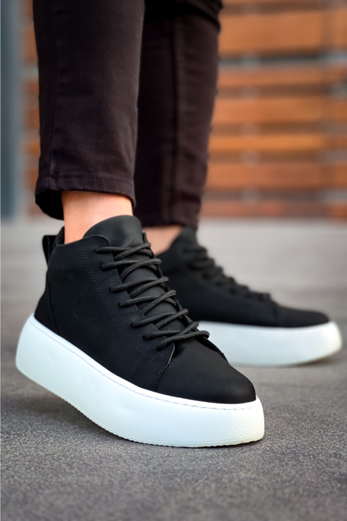 Bağcıklı Erkek Spor Bot SİYAH (BEYAZ TABAN) - Görsel 2