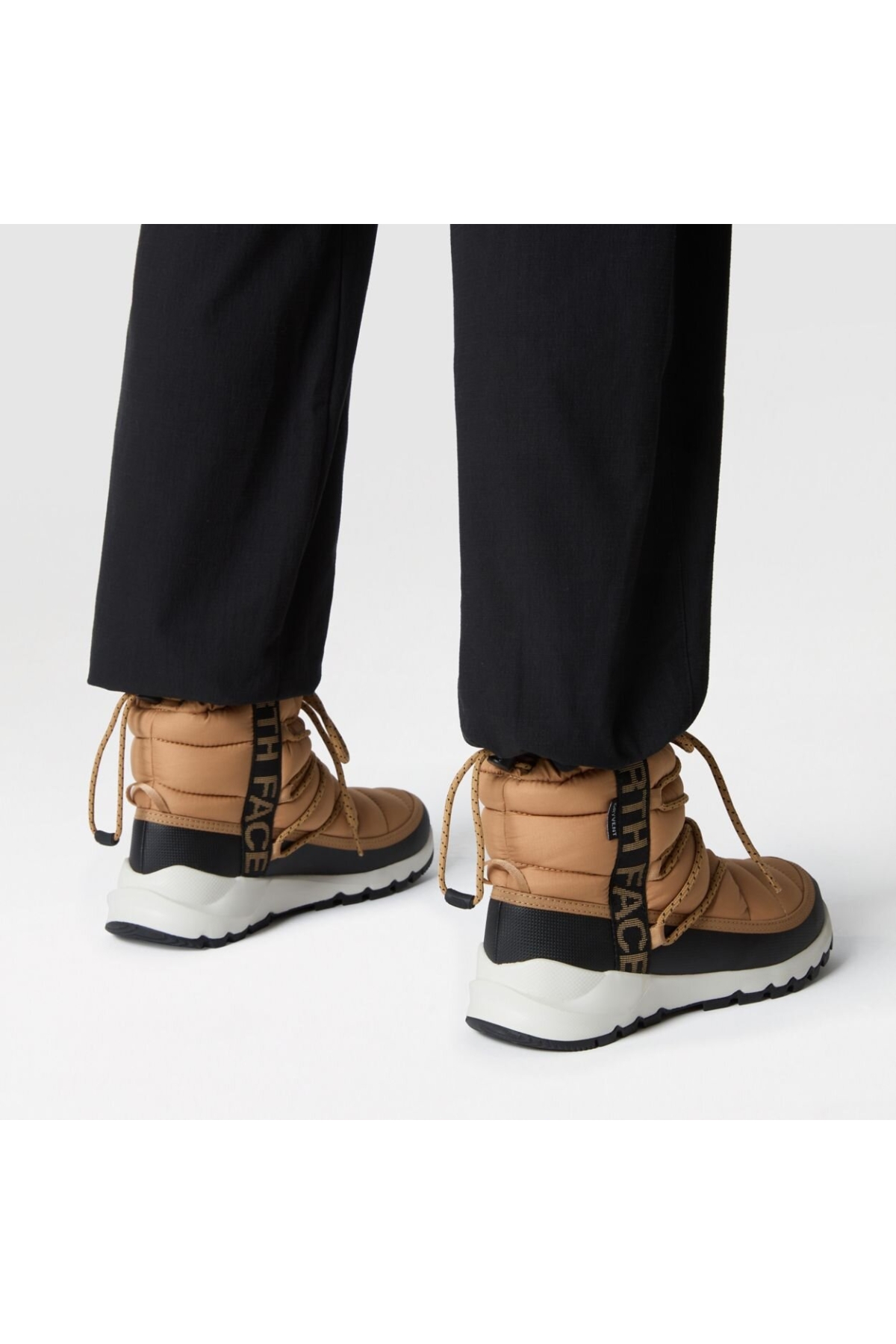 W Thermoball Lace Up Wp Kadin Siyah Bot Nf0a5lwdkom1 - Görsel 8